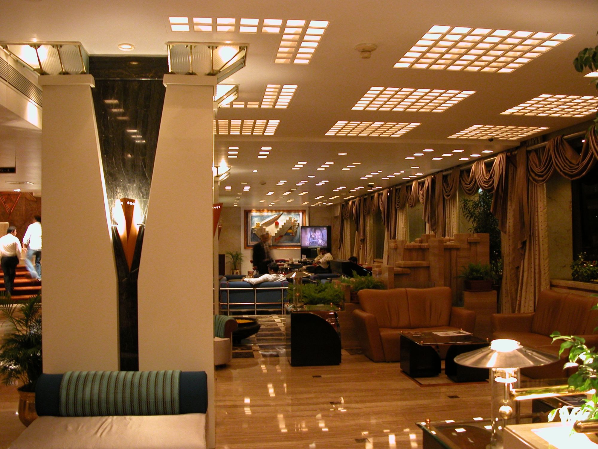 Kohinoor Continental in Mumbai: Lobby
