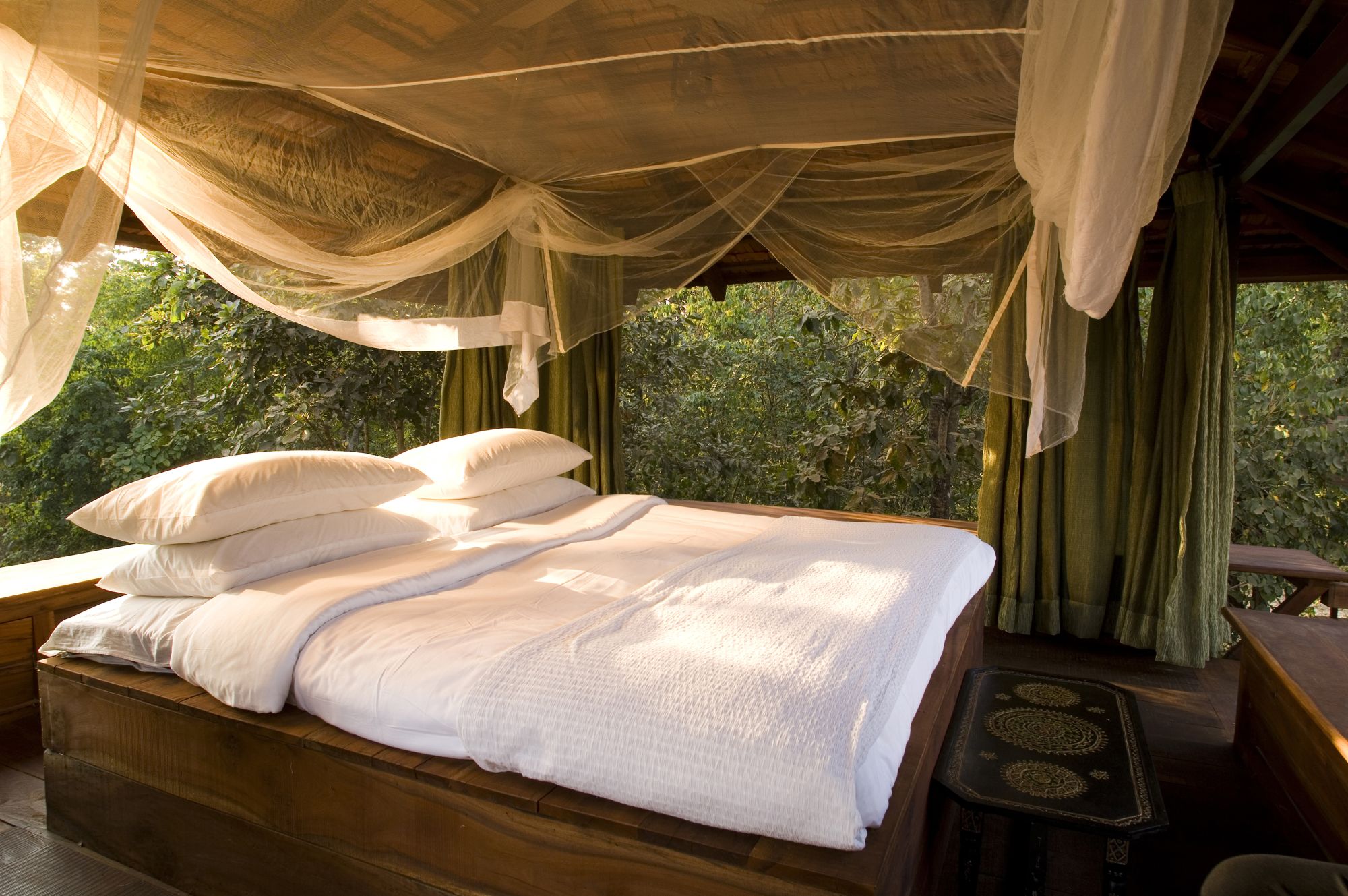 Baghvan, A Taj Safari in Pench: Colonial Bungalow with Machaan | Rooftop Sleeping