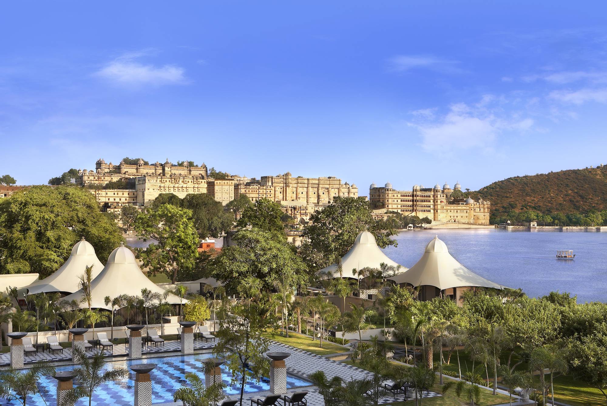 The Leela Palace in Udaipur: Exterior View Spa Tent