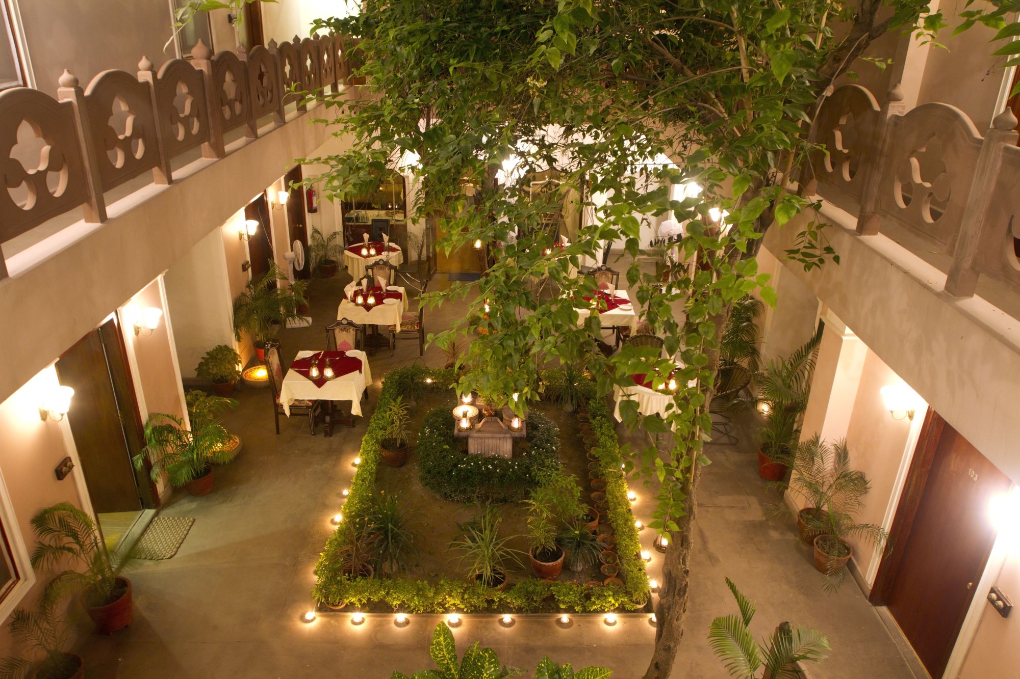 Suryauday Haveli in Varanasi:  Courtyard