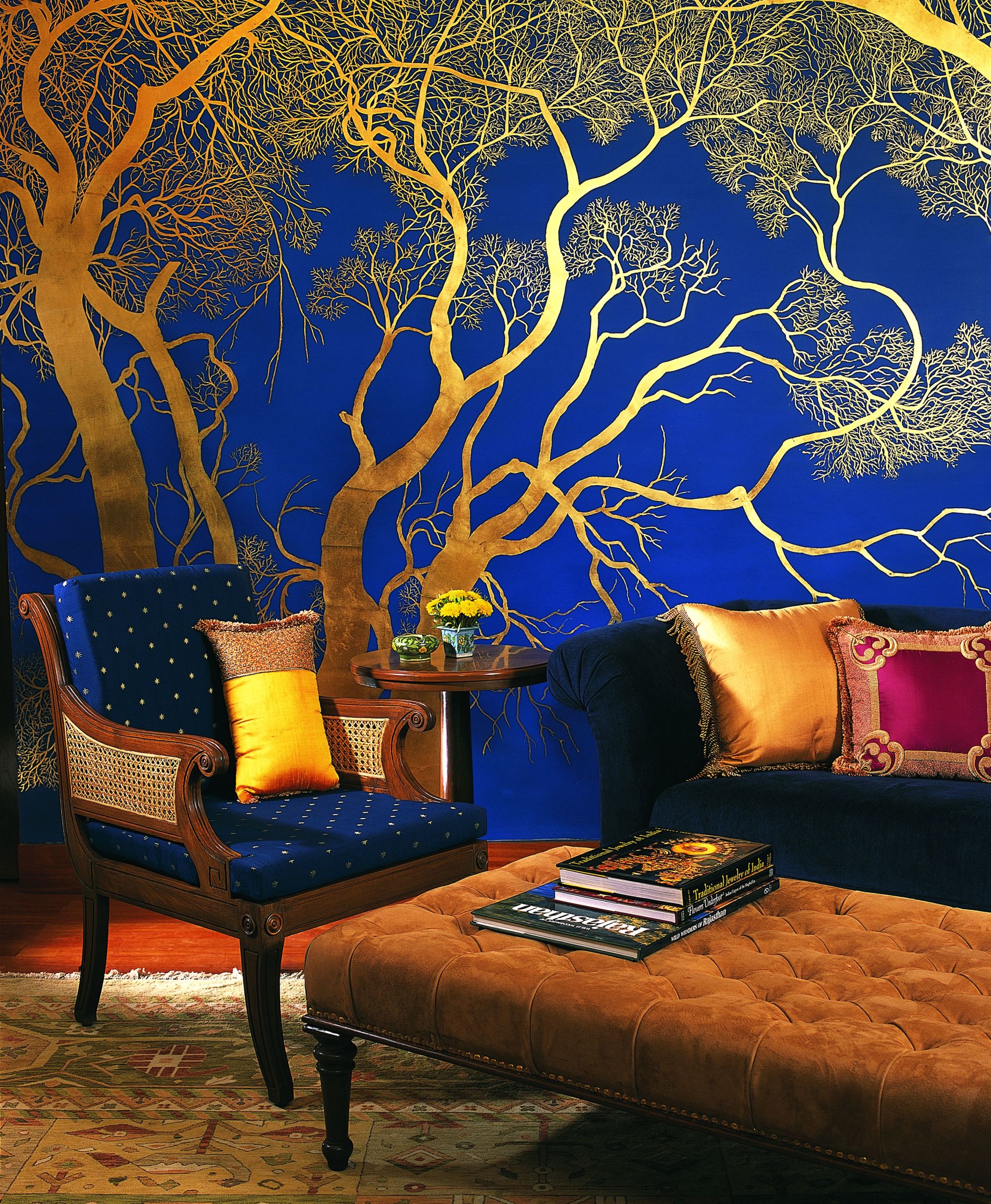 The Oberoi Vanyavilas Wildlife Resort in Ranthambore: Library Bar