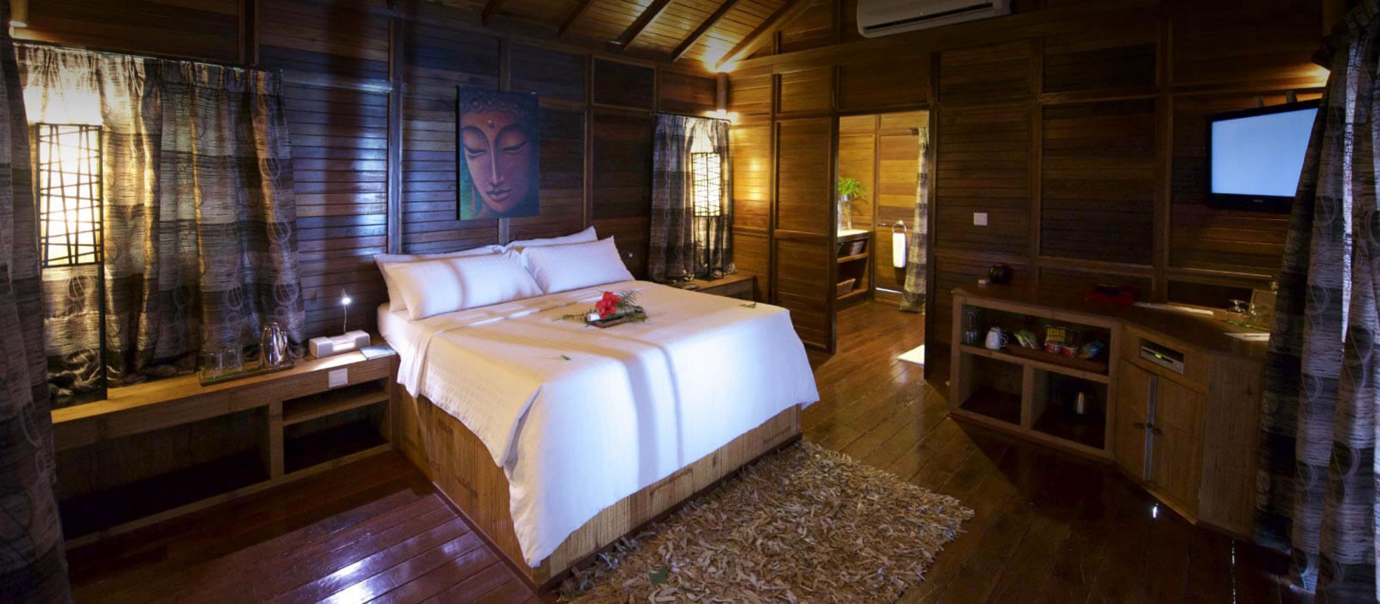 Japamala Resort in Tioman: Sea Cliff Chalet