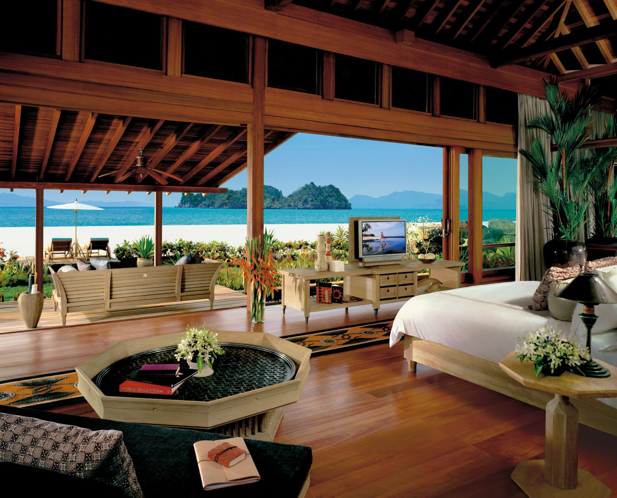 Four Seasons Resort in Langkawi: Beach Villa | Bedroom