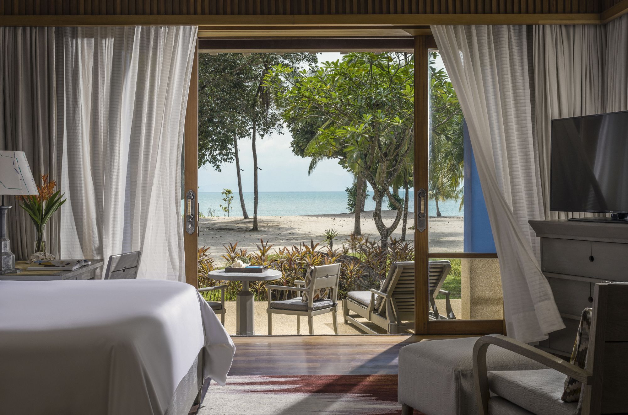 Four Seasons Resort in Langkawi: Pavilion Partial Sea View Ground Floor