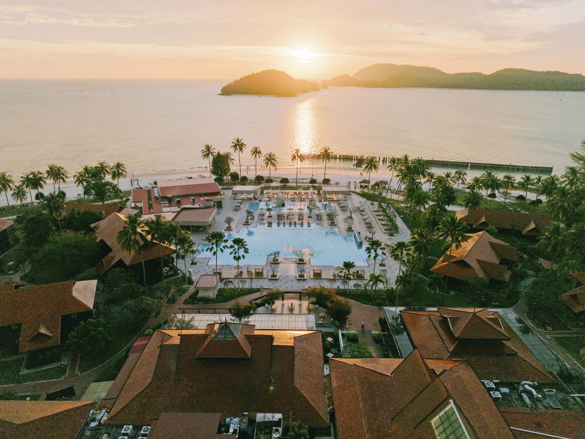 Pelangi Beach Resort & Spa à Langkawi: Overview