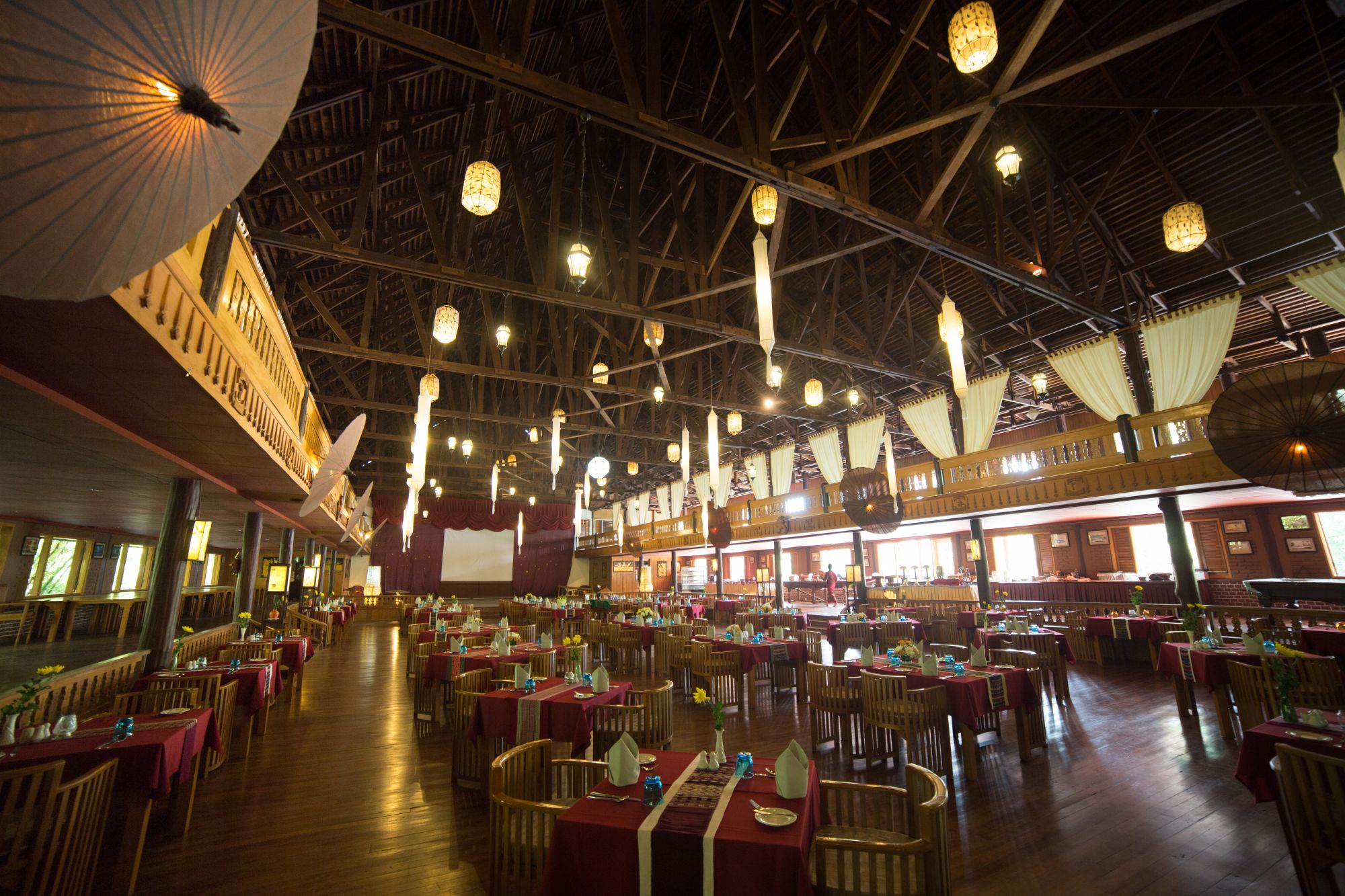 Inle Resort & Spa à Lac Inle: Main Dinning