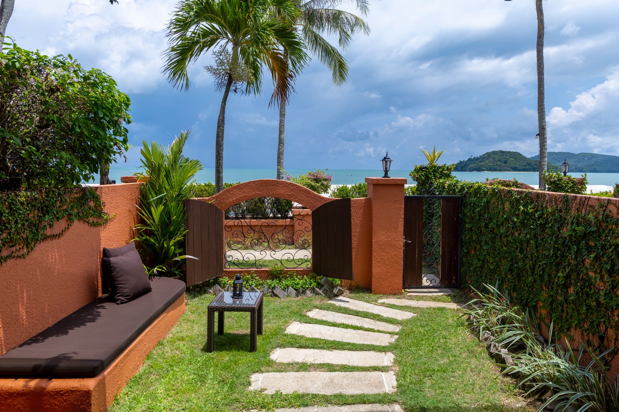 Casa del Mar in Langkawi: Beachfront Studio Suite