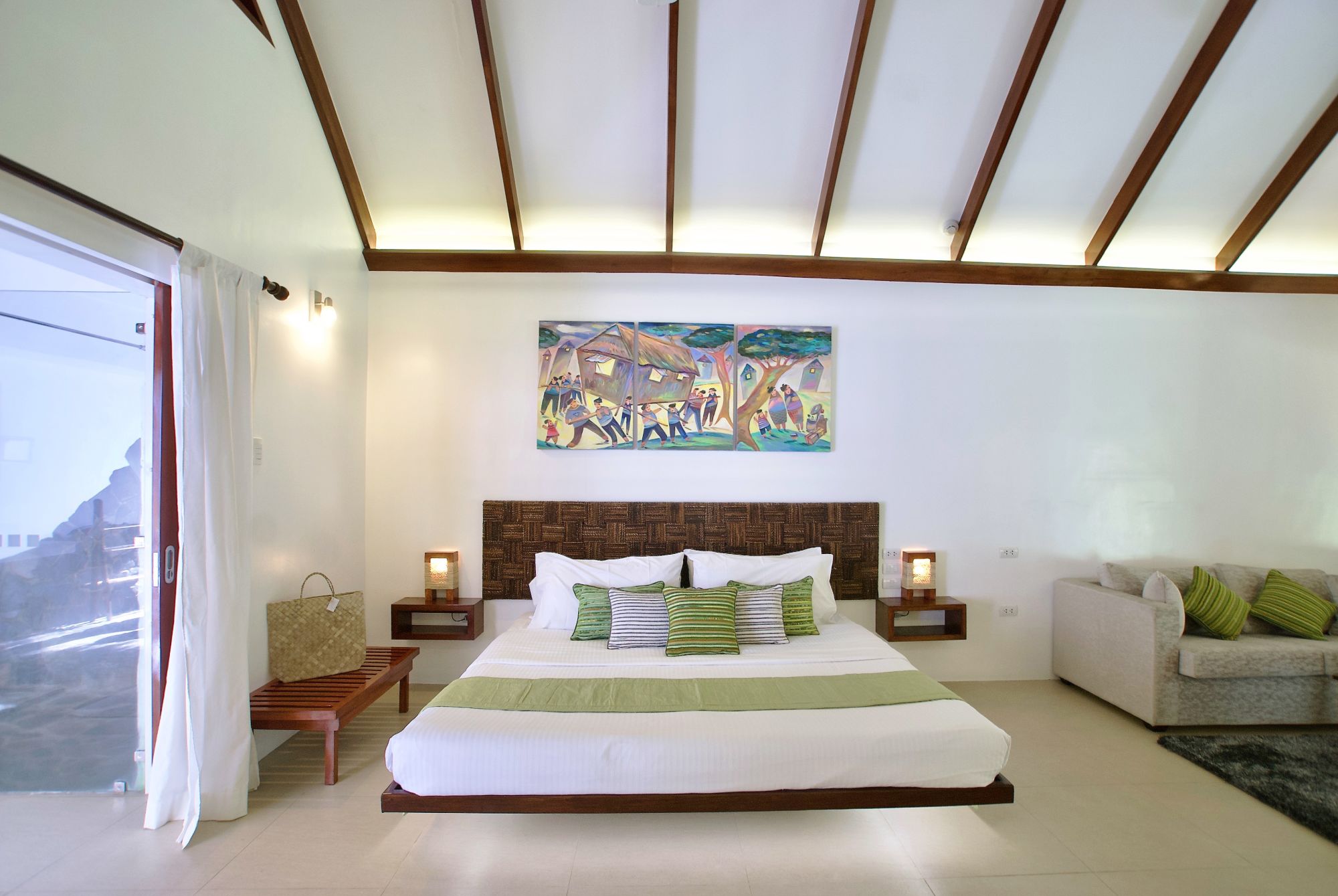 Atmosphere Resort in Negros: Premium Suite