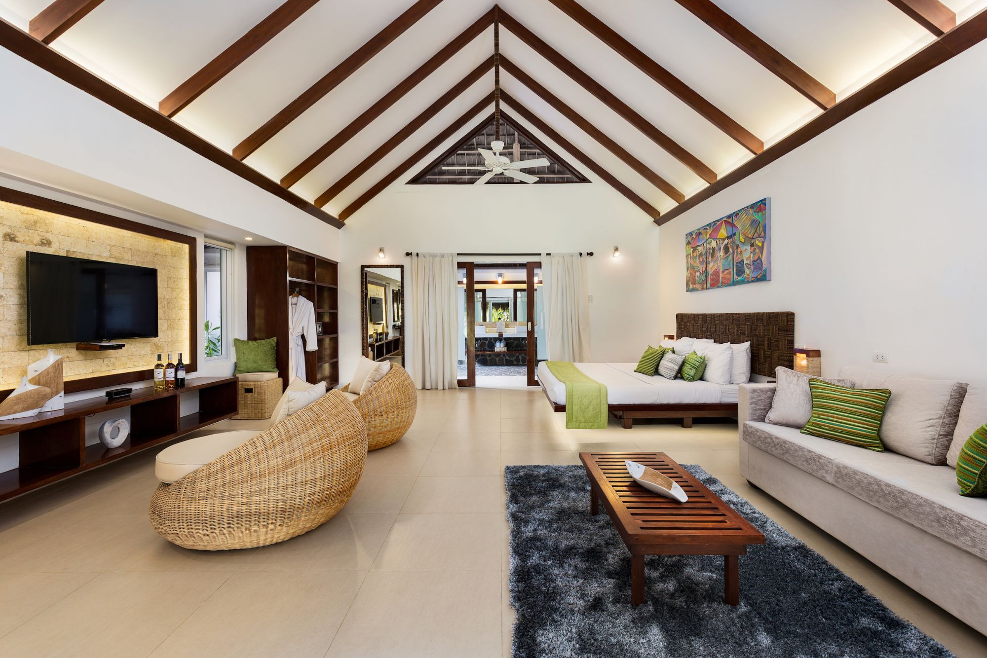 Atmosphere Resort in Negros: Premium Suite