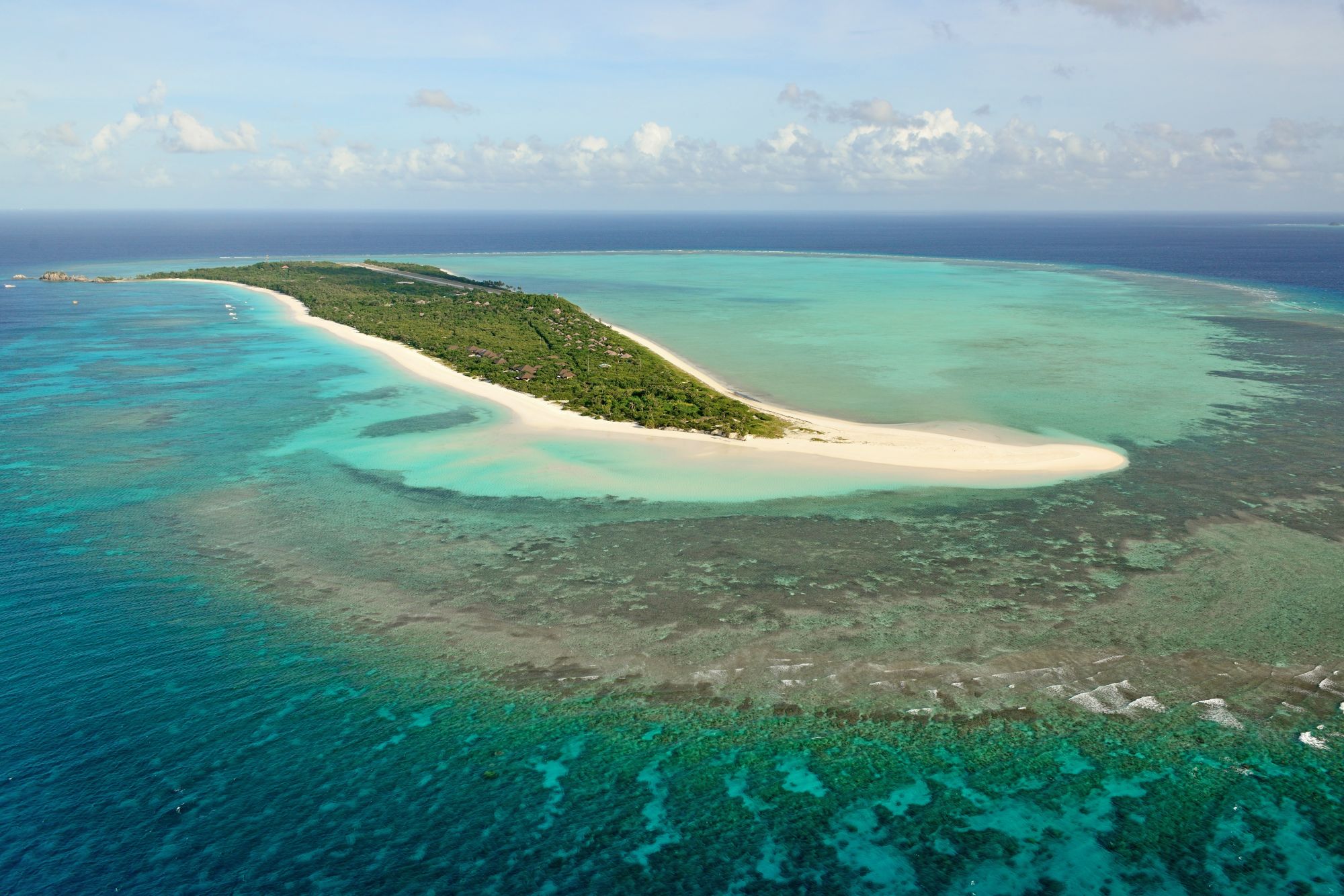 Amanpulo in Palawan: Aerial South West