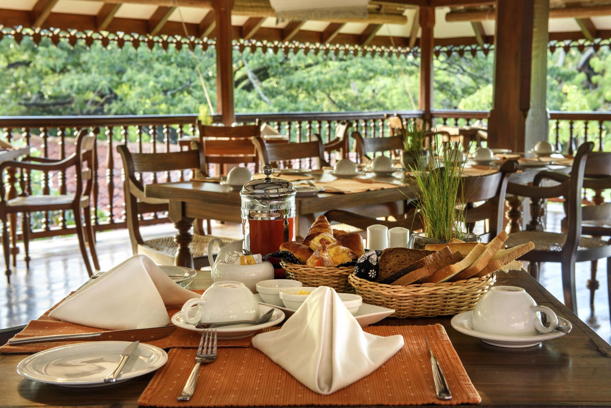 Uga Ulagalla à Anuradhapura: Breakfast in Main restaurant