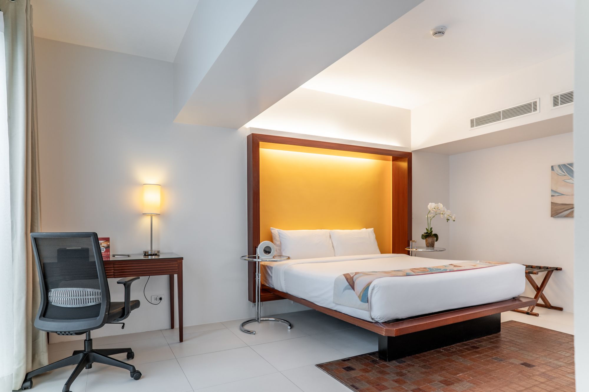 The Picasso à Manille: Andalusia Junior Suite