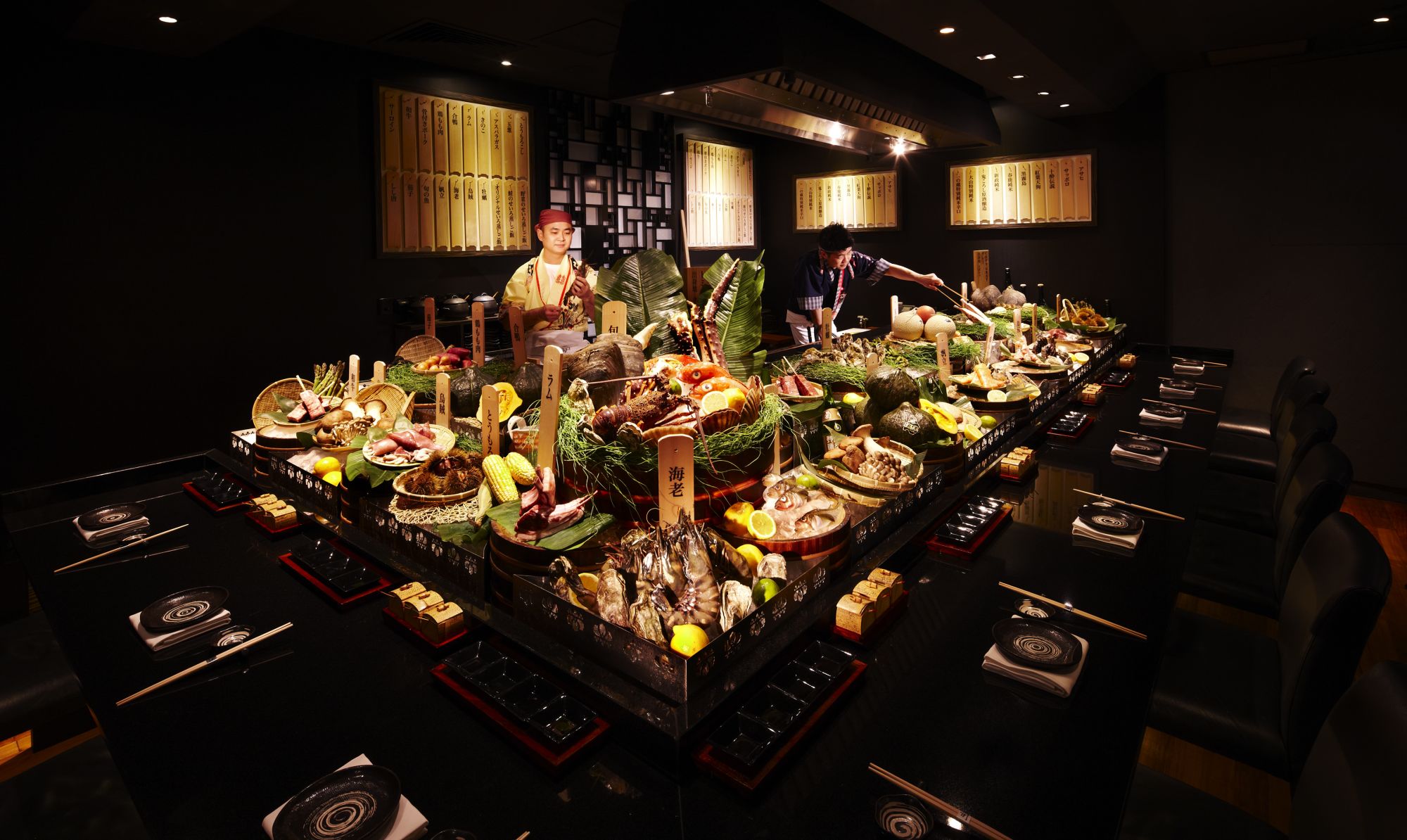 Swissotel The Stamford à Singapour: Mikuni Robatayaki Counter