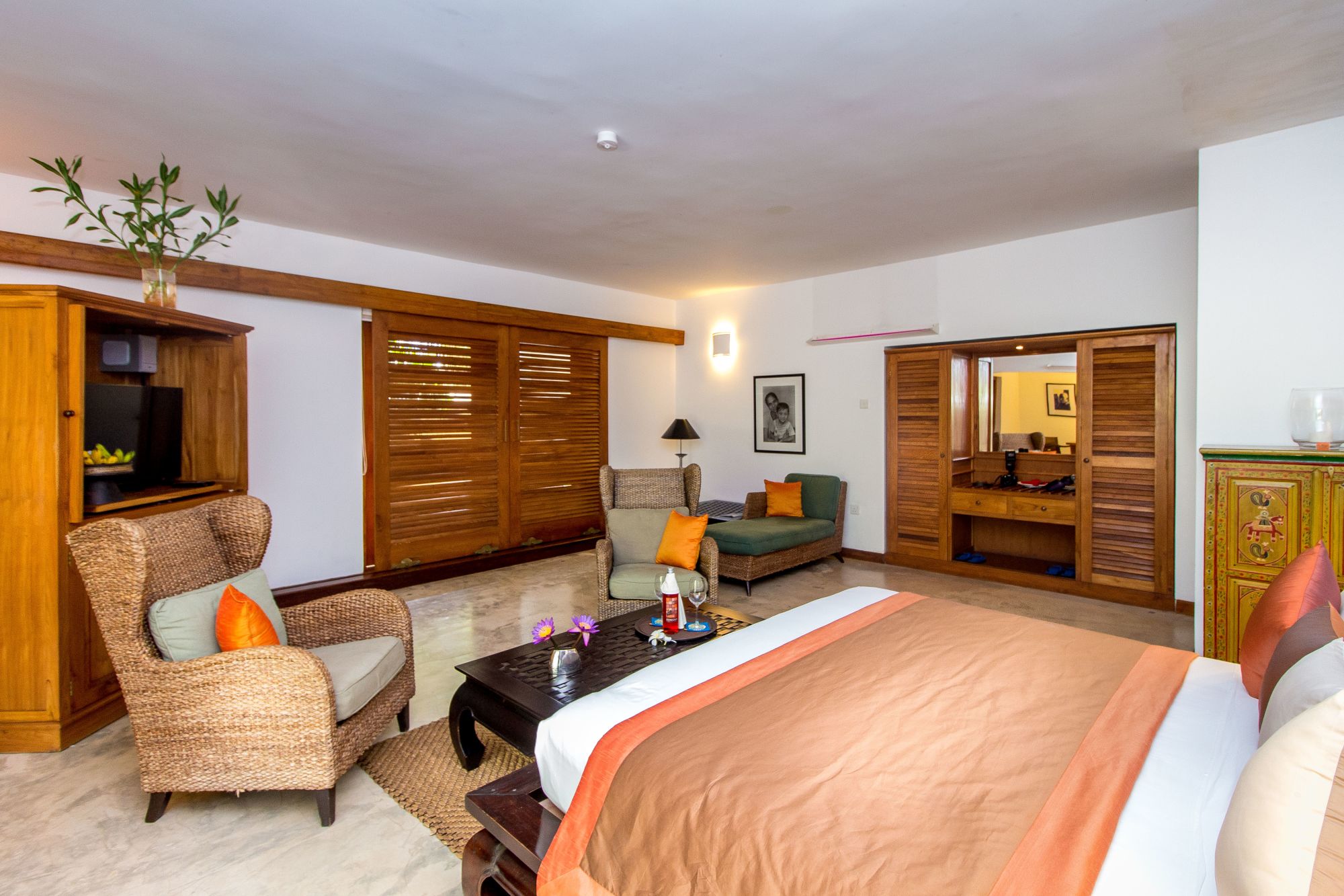 Aditya Resort in Hikkaduwa: Shanthi Suite (Courtyard View) | Bedroom