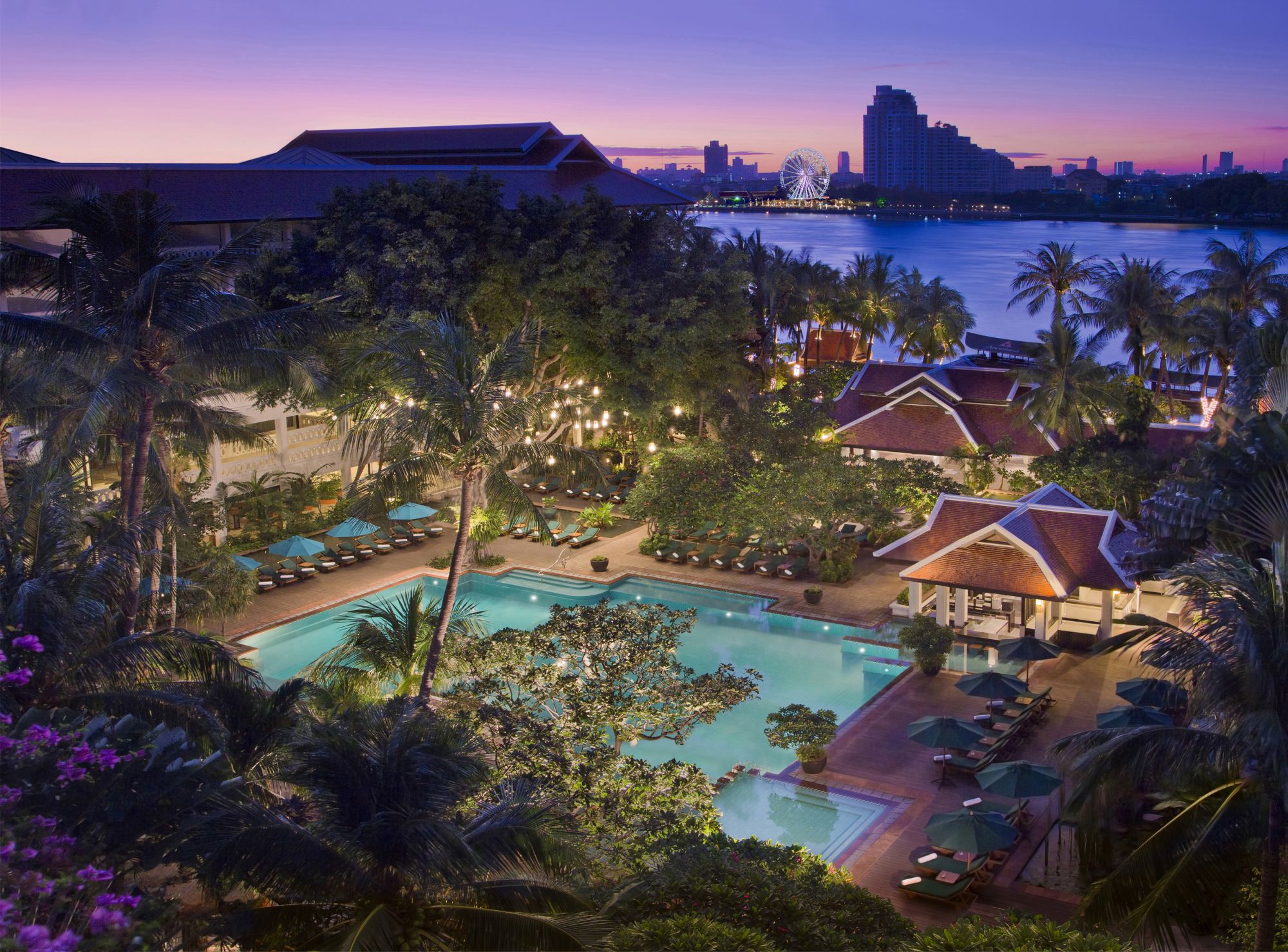 Anantara Riverside Bangkok Resort: Aerial View