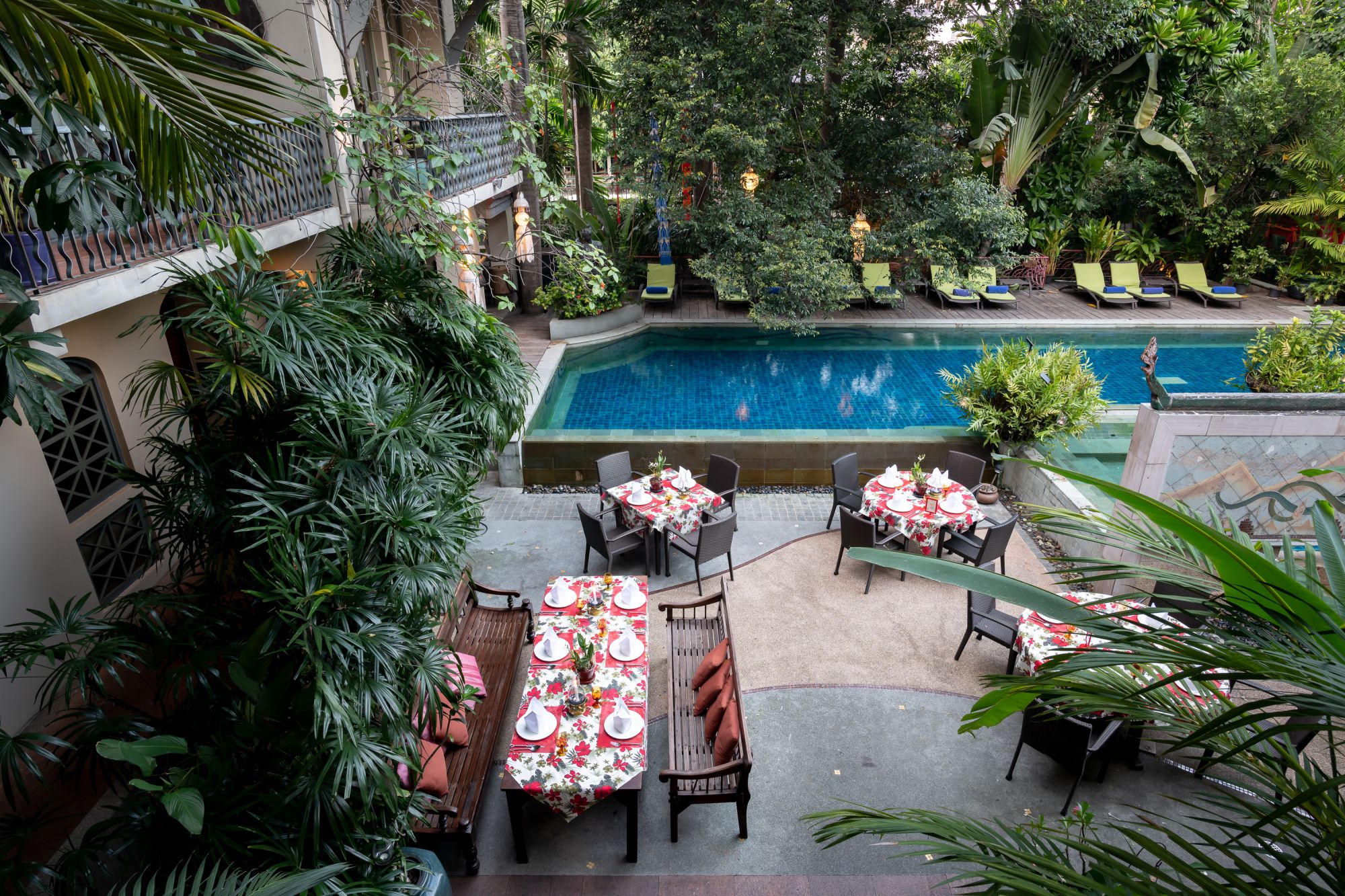 Ariyasom Villa à Bangkok: pool area