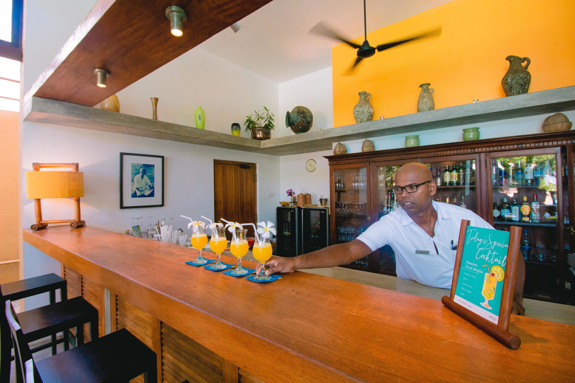 Aditya Resort in Hikkaduwa: Bar
