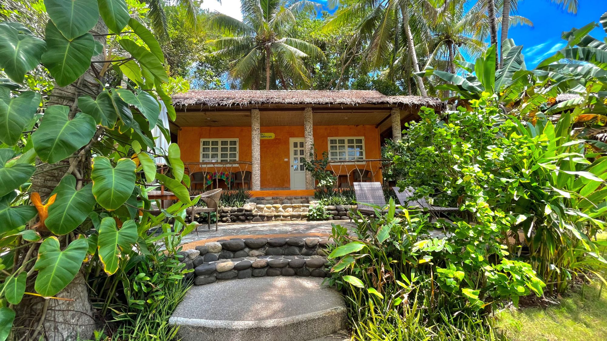 Coco Grove Beach Resort à Siquijor: Hibiscus Cottage