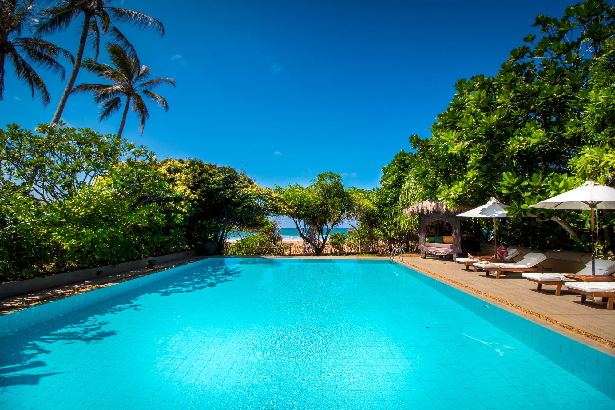 Aditya Resort in Hikkaduwa: Main Pool