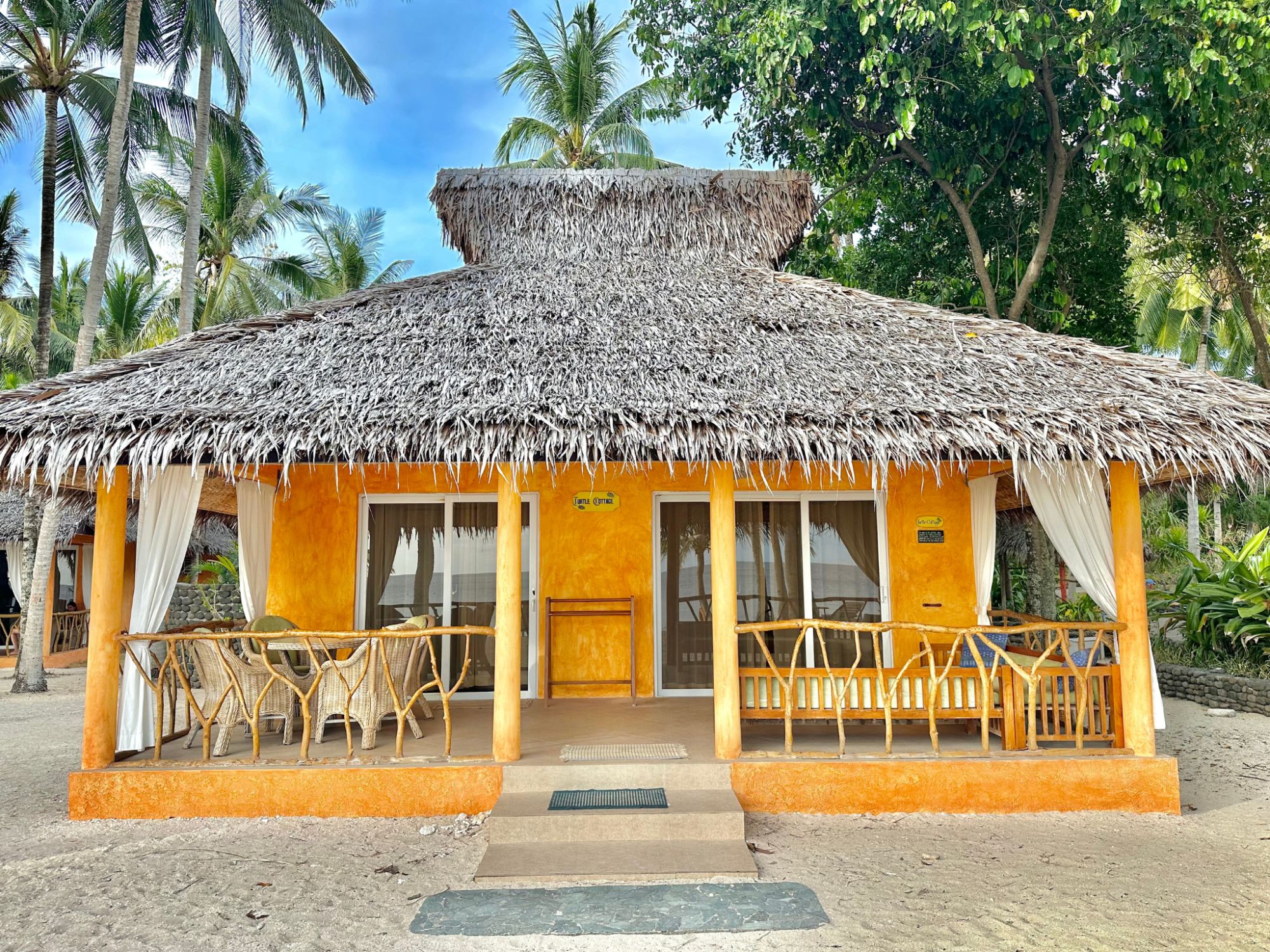 Coco Grove Beach Resort à Siquijor: Turle Cottage