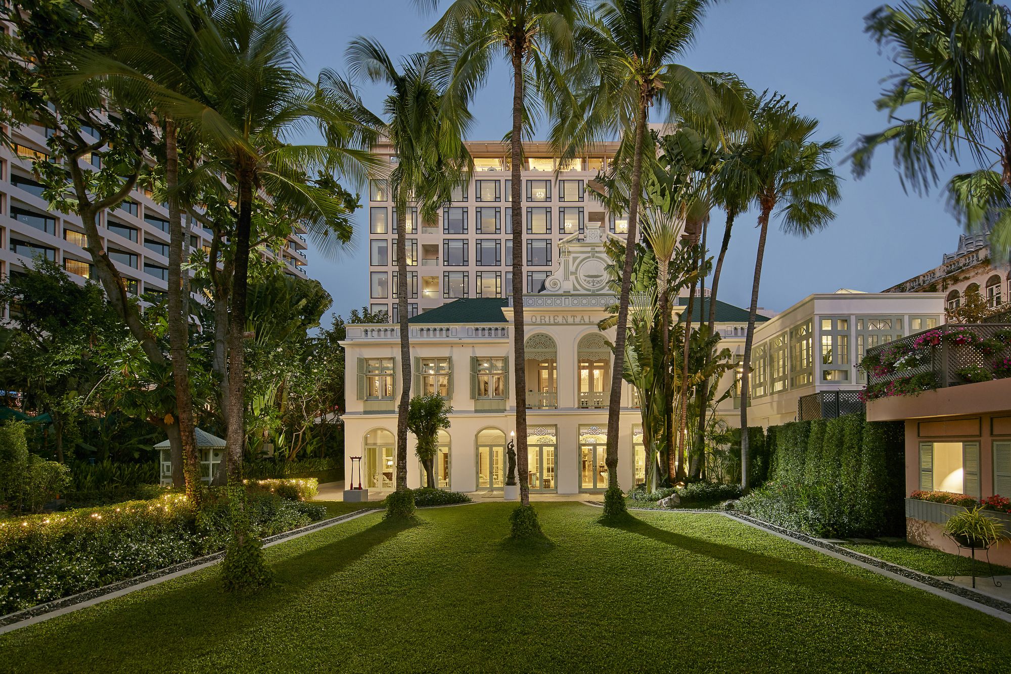 Mandarin Oriental in Bangkok: Authors Wing