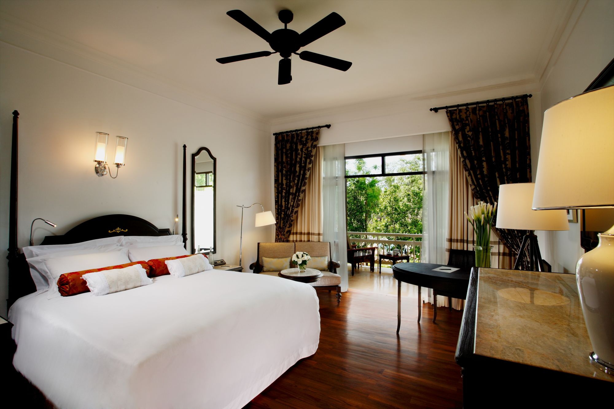 Centara Grand Beach Resort Hua Hin:  Deluxe | Garden Wing
