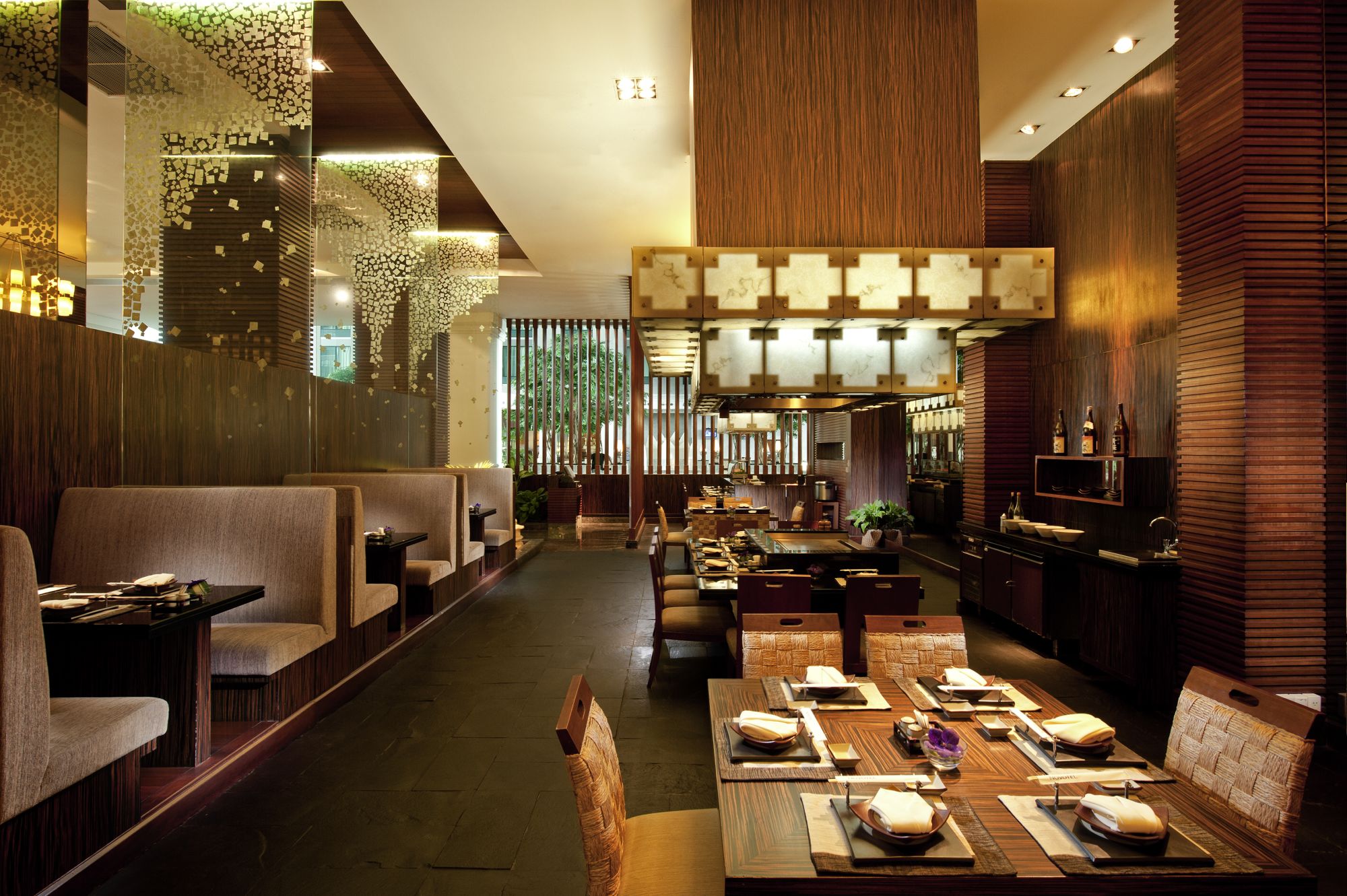 Hyatt Regency Bangkok Suvarnabhumi Airport: Restaurant
