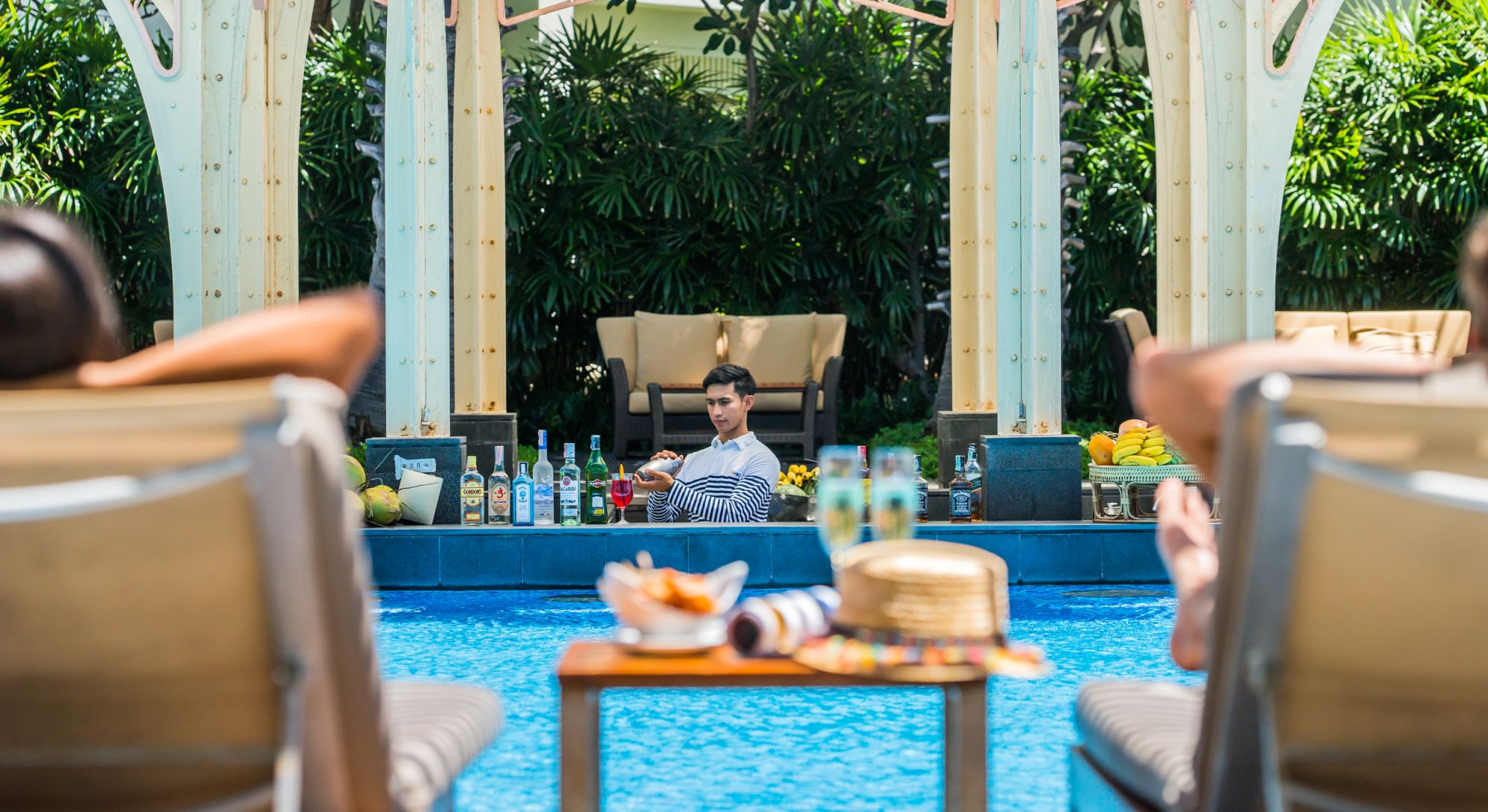 InterContinental Hua Hin Resort: Pool Bar