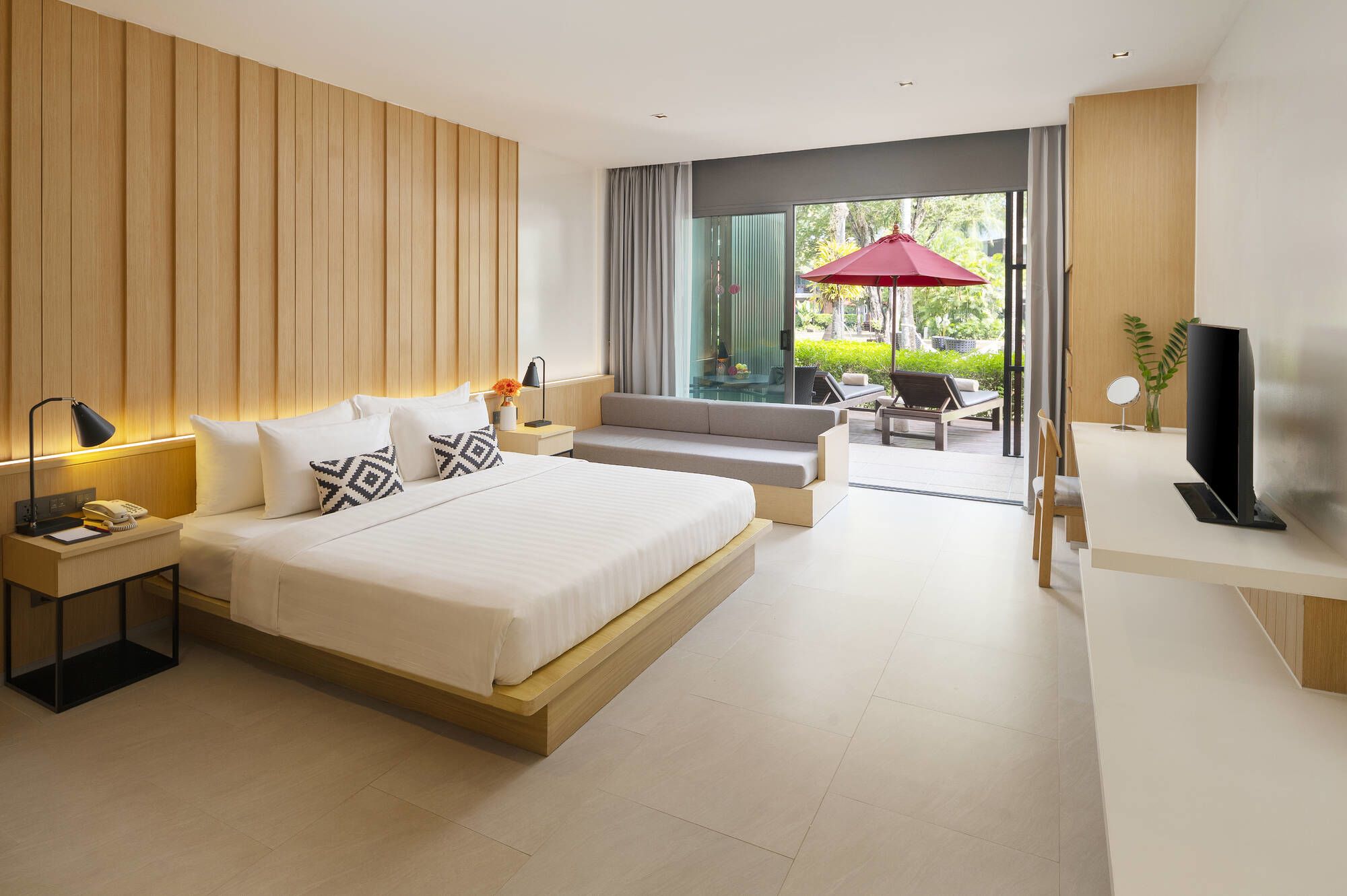 Ramada Resort by Wyndham Khao Lak: Deluxe Lanai