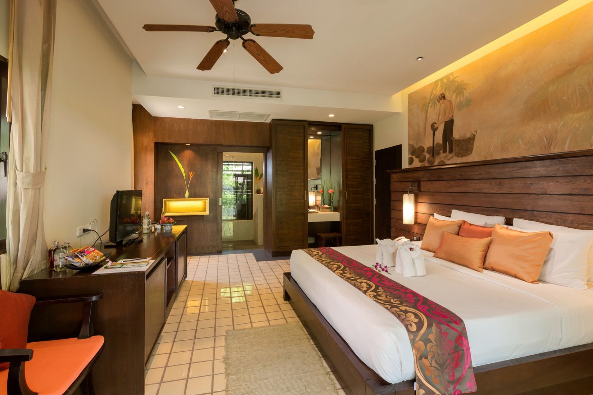 Khaolak Wanaburee Resort in Khao Lak: Manor Villa