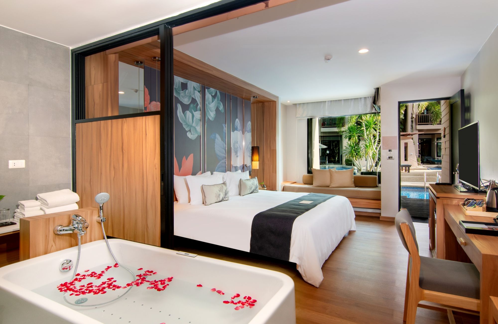 La Flora Khao Lak: Deluxe Pool Access