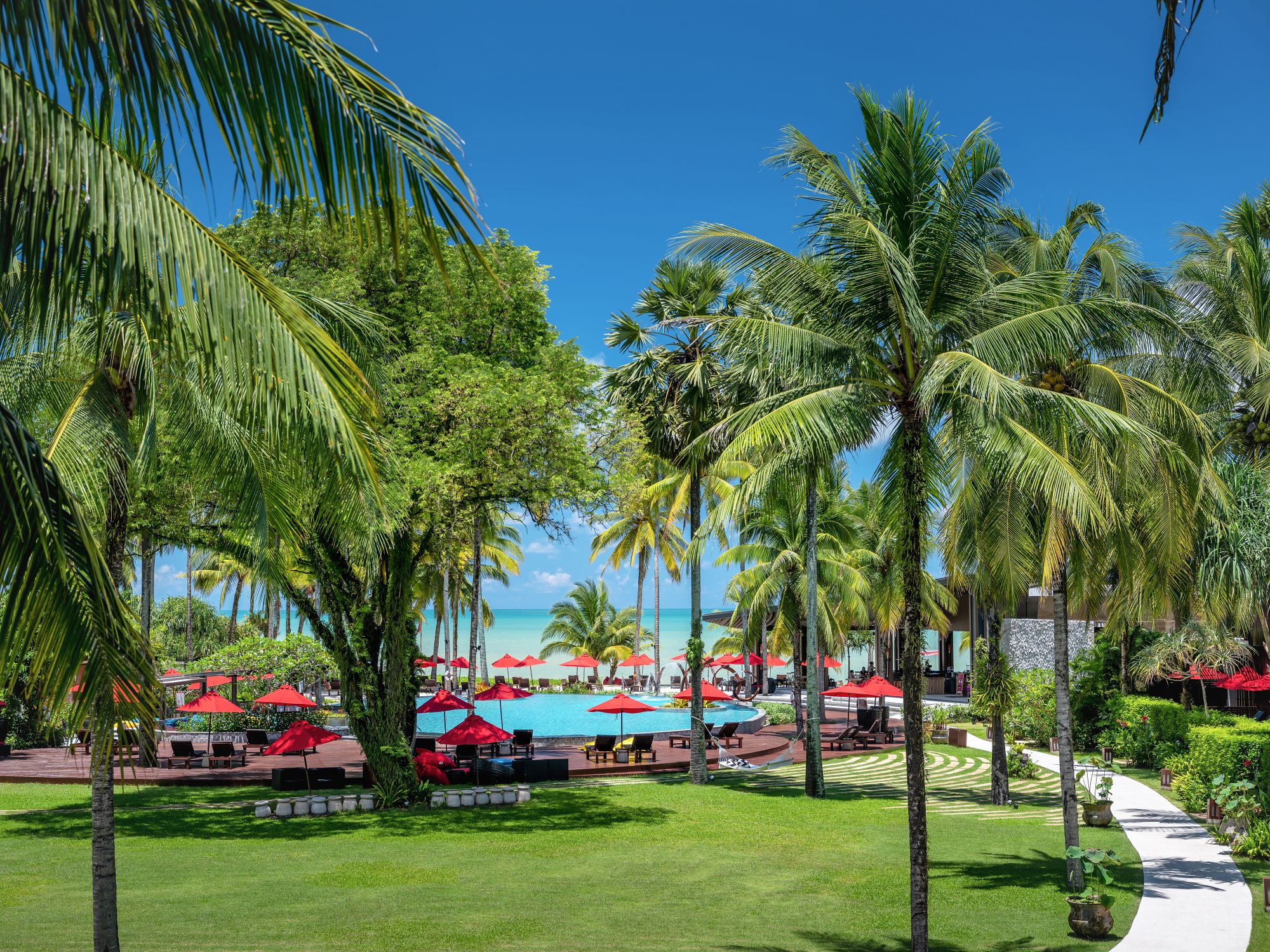 Ramada Resort by Wyndham Khao Lak: Swimming Pool