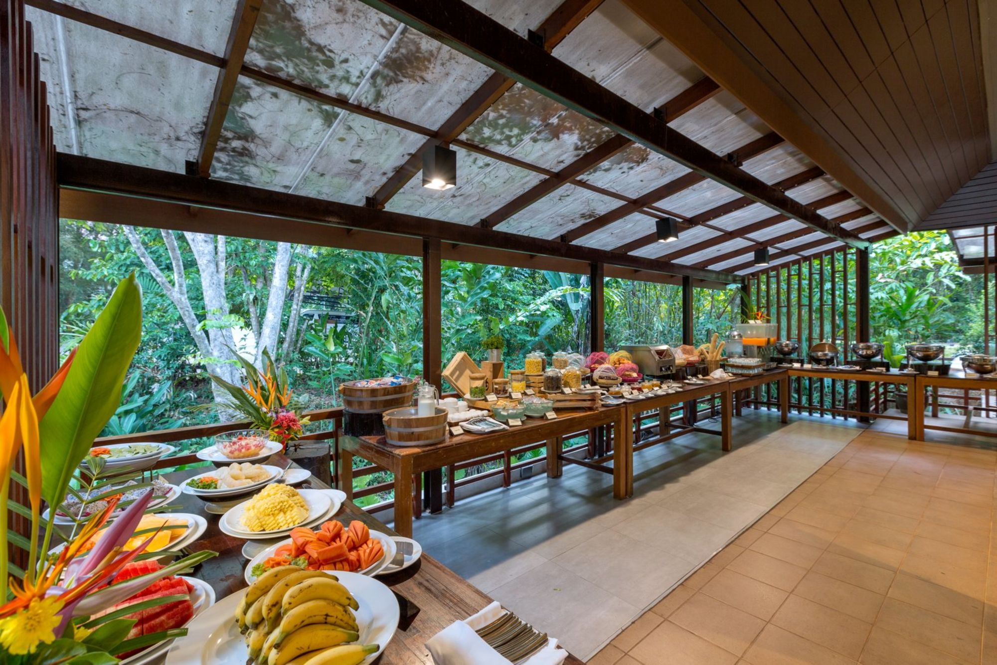 Khaolak Wanaburee Resort in Khao Lak: Breakfast