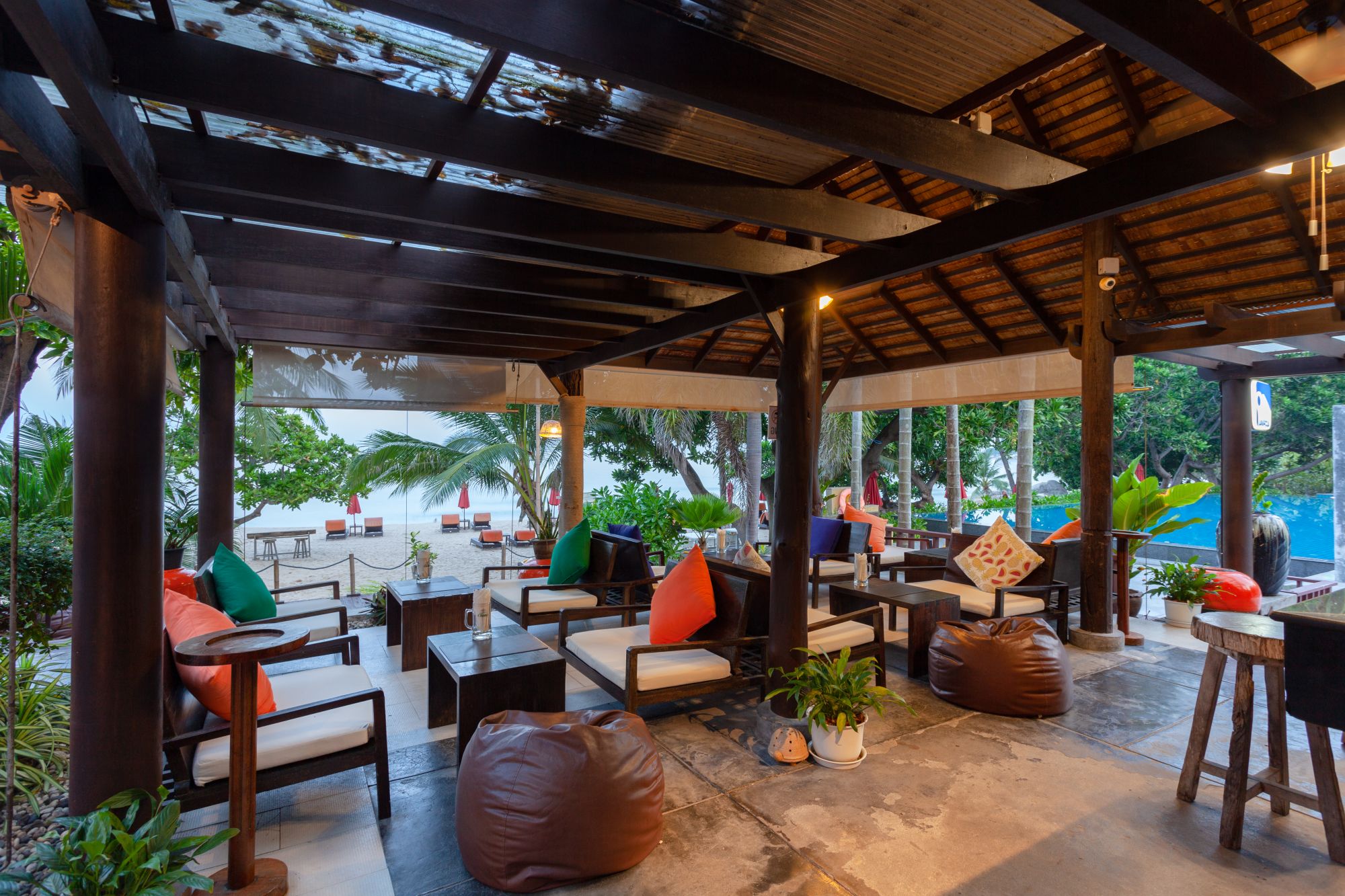 New Star Beach Resort à Ko Samui: Chill by the Pool