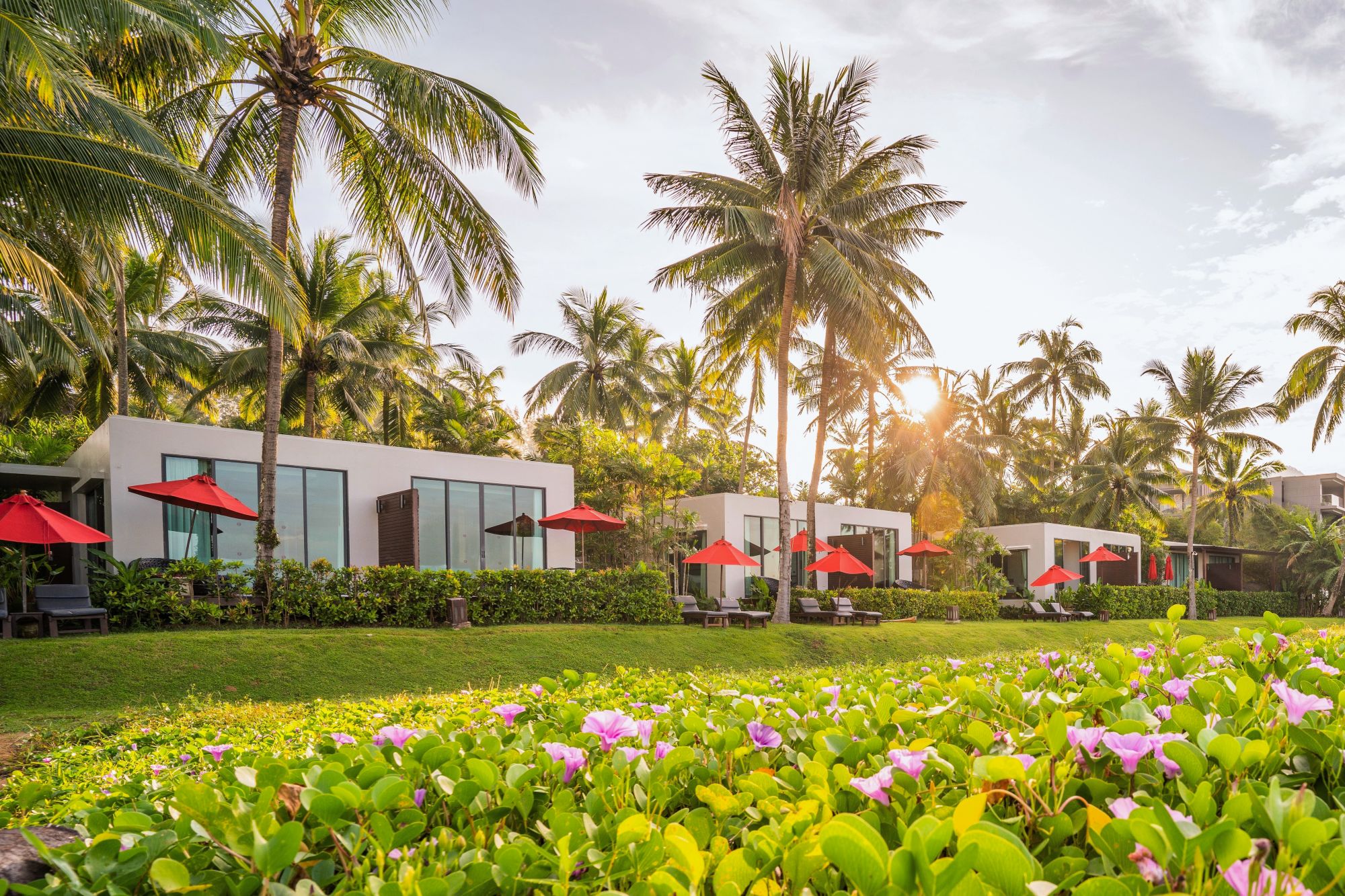 Ramada Resort by Wyndham Khao Lak: Oceanfront Villa