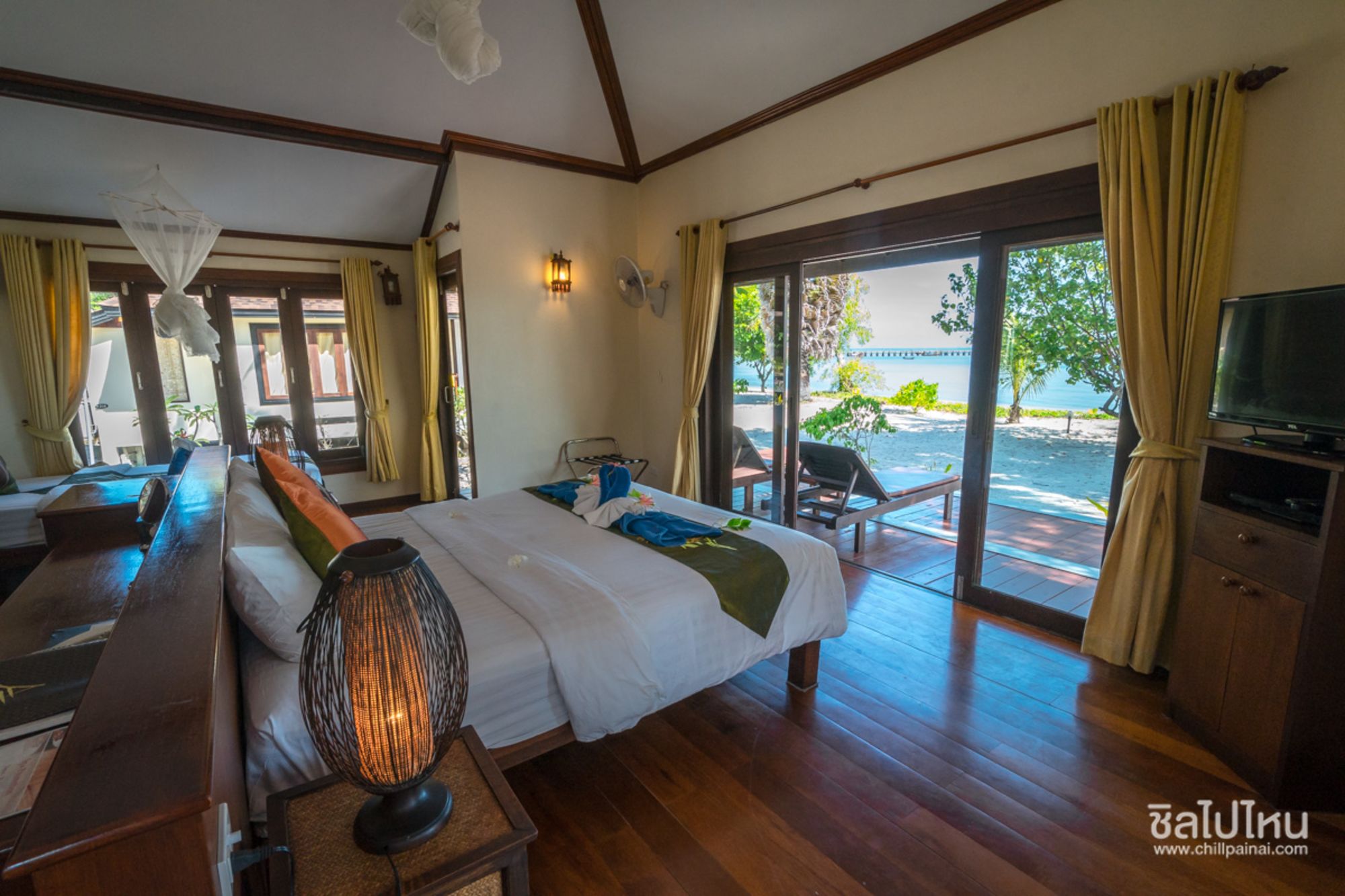 Sivalai Beach Resort à Ko Mook: Beachfront Family Villa
