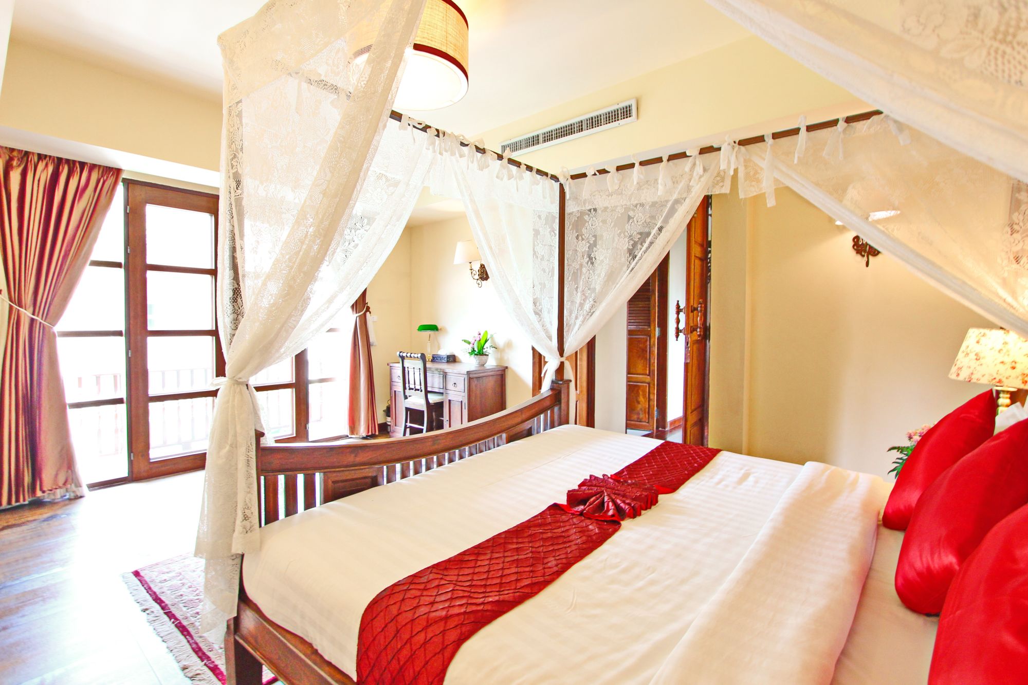 Shewe Wana Suite Resort in Chiang Mai:  1-BR Suite With Jet Tub | Shewe Wana Suite Resort