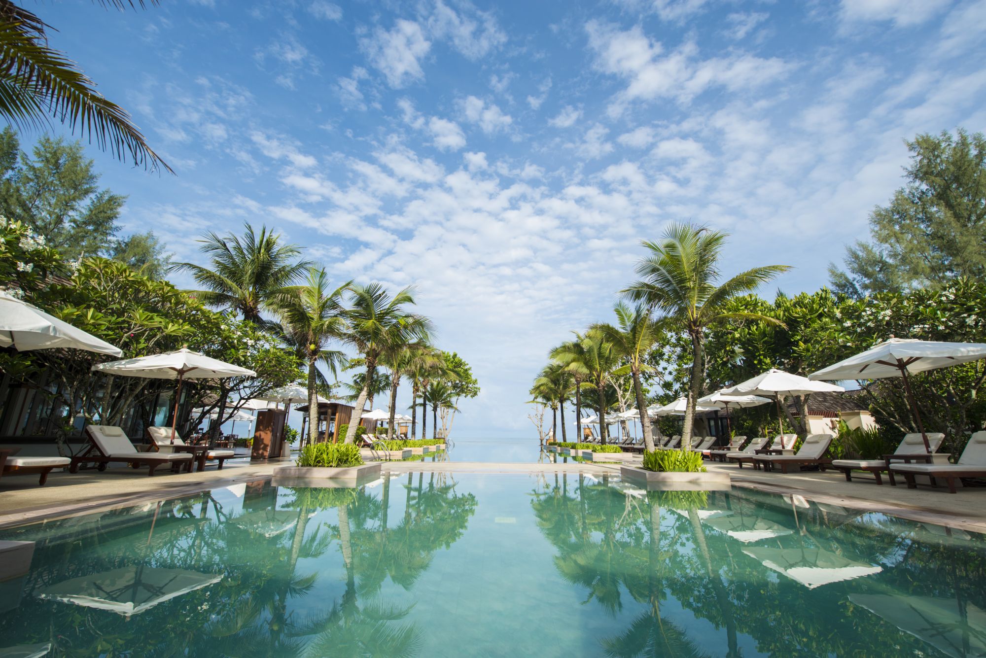 Layana Resort & Spa à Ko Lanta: Main Infinity Pool