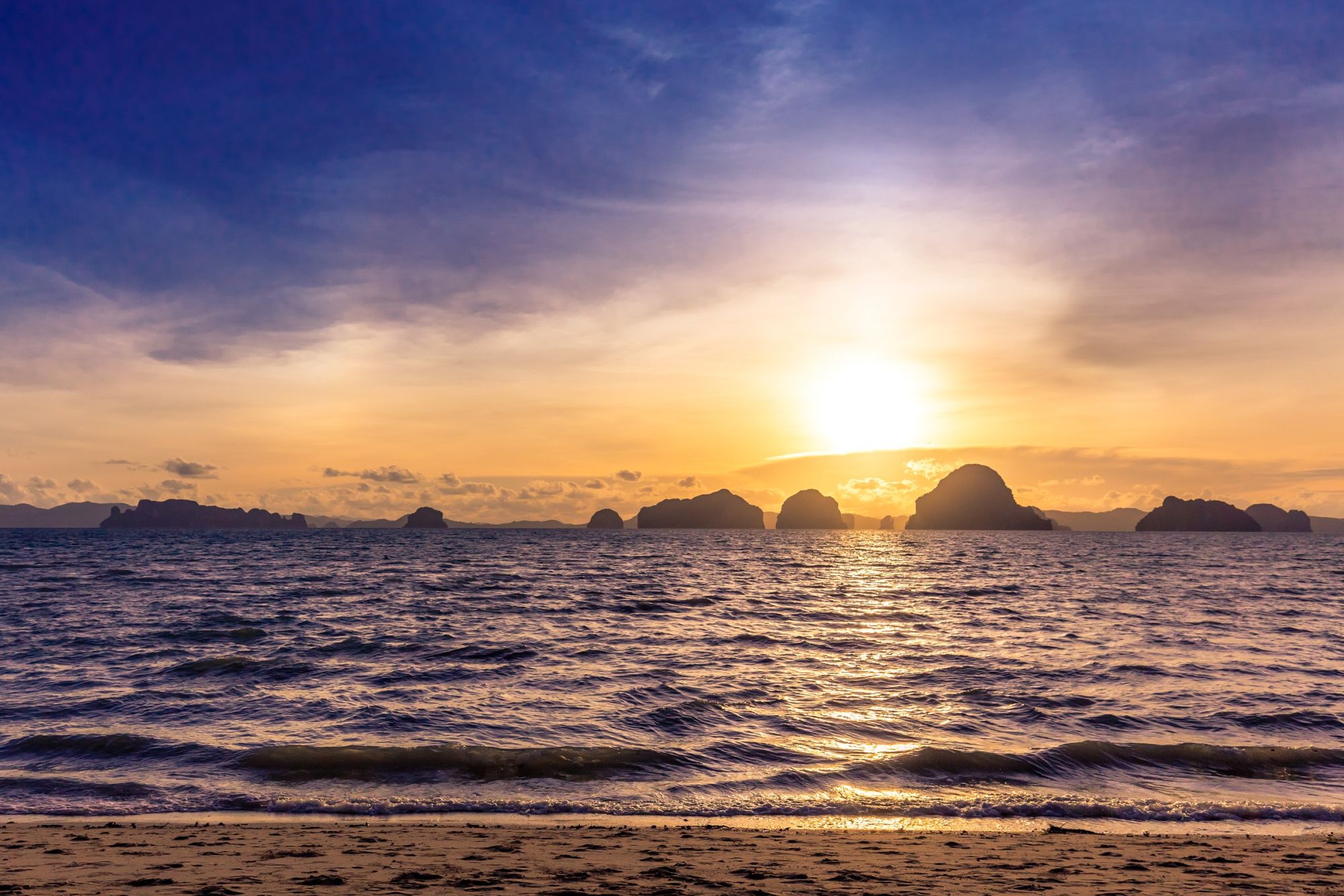 Tup Kaek Sunset Beach Resort in Krabi: Beach