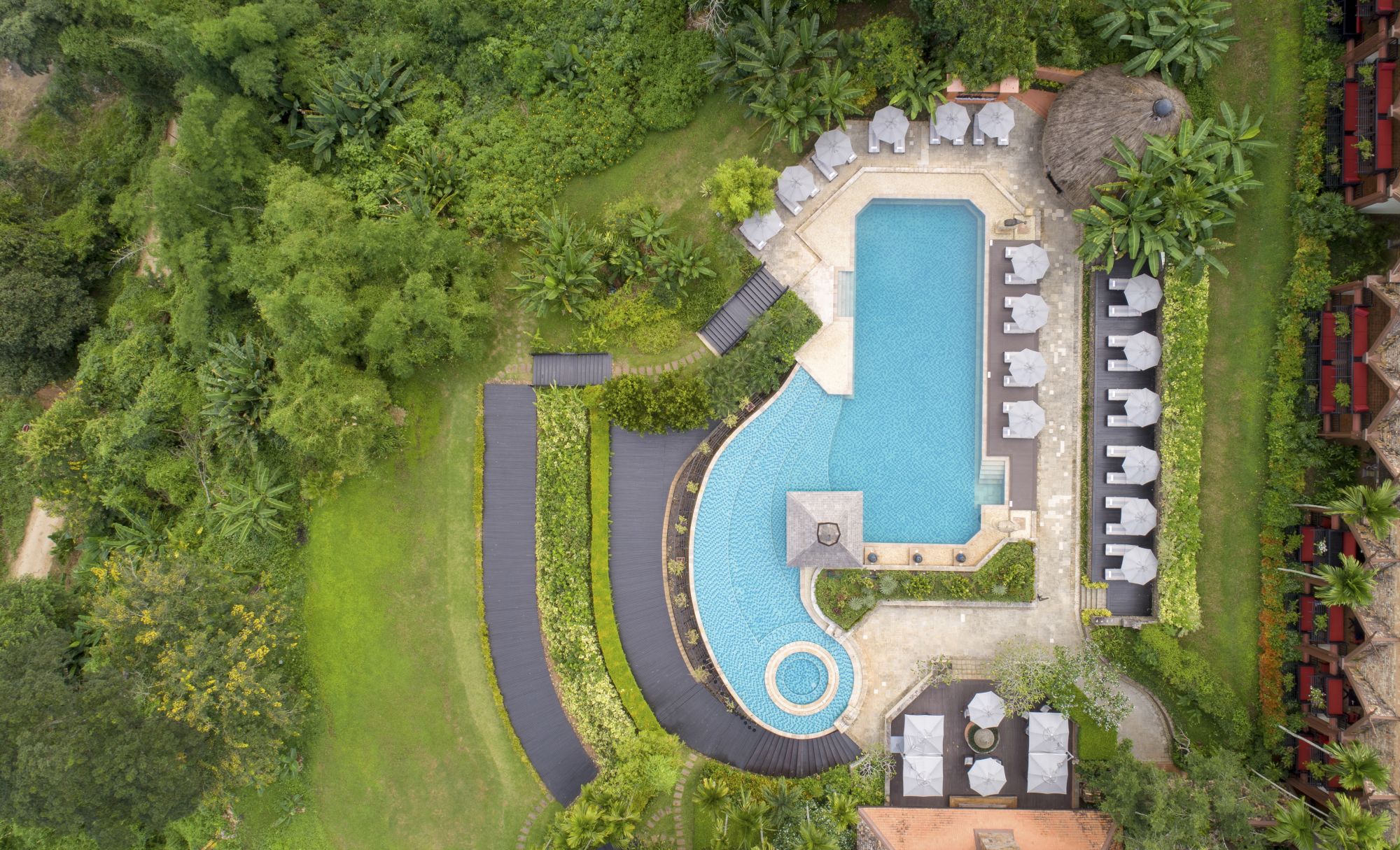 Anantara Golden Triangle Elephant Camp & Resort à Triangle d'Or: Infinity Pool Aerial View