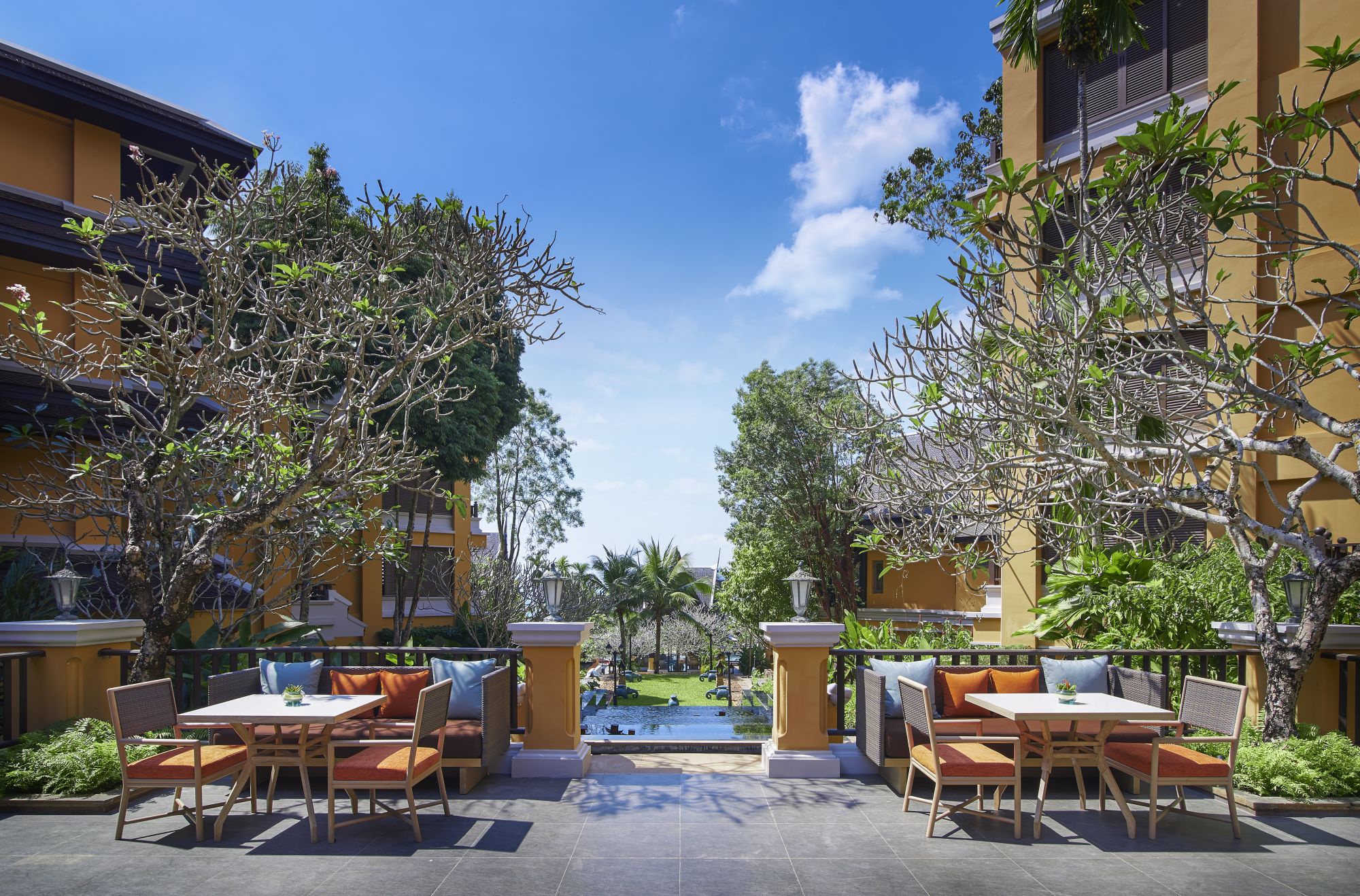 Amari Vogue Krabi: Lotus Restaurant Outdoor