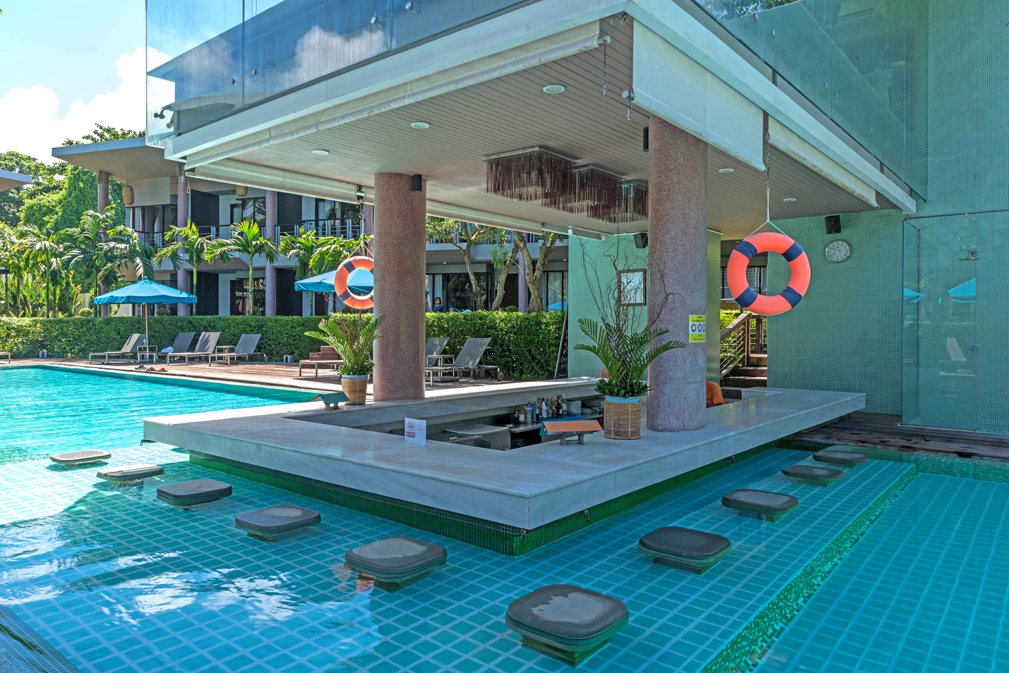 Sai Kaew Beach Resort à Ko Samed: Poolbar Hub-Zone