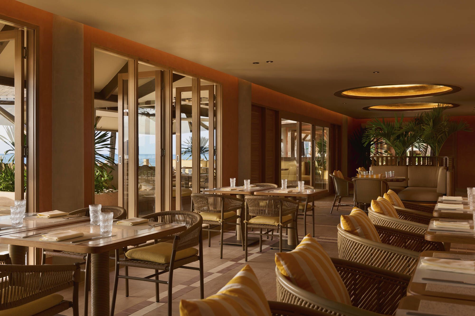 Dusit Thani Laguna Phuket: Casuarina Restaurant