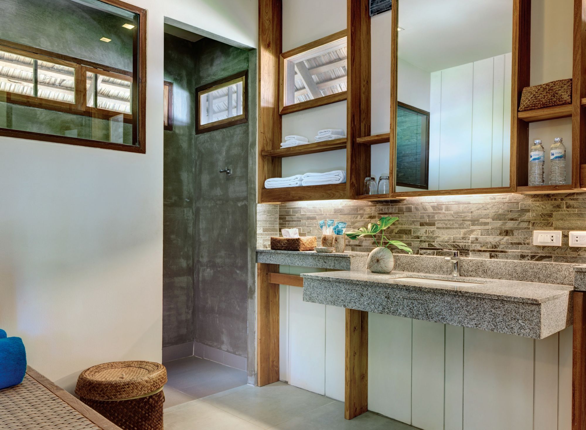 SAii Phi Phi Island Village in Ko Phi Phi: Deluxe Garden Bungalow | Bathroom