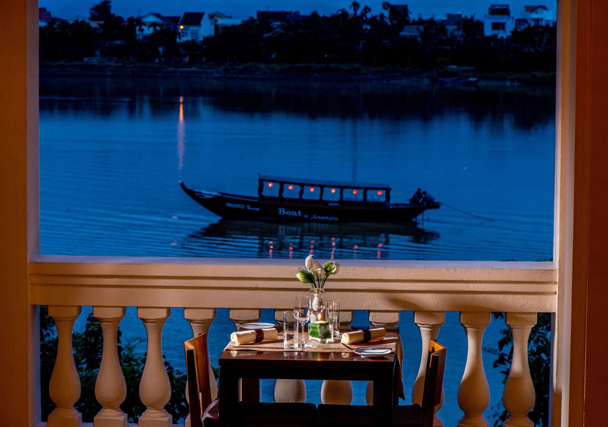 Anantara Hoi An Resort: Lanterns Restaurant | Riverside Dining