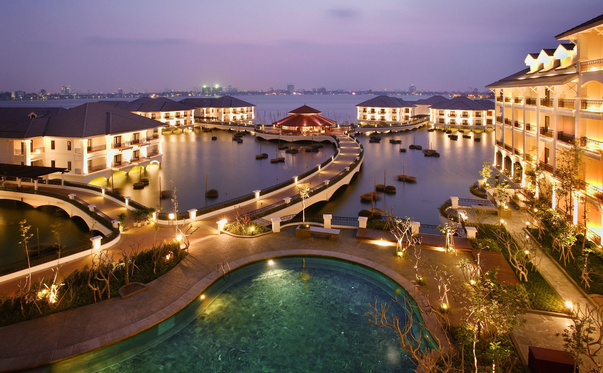 InterContinental Hanoi Westlake: Hotel View
