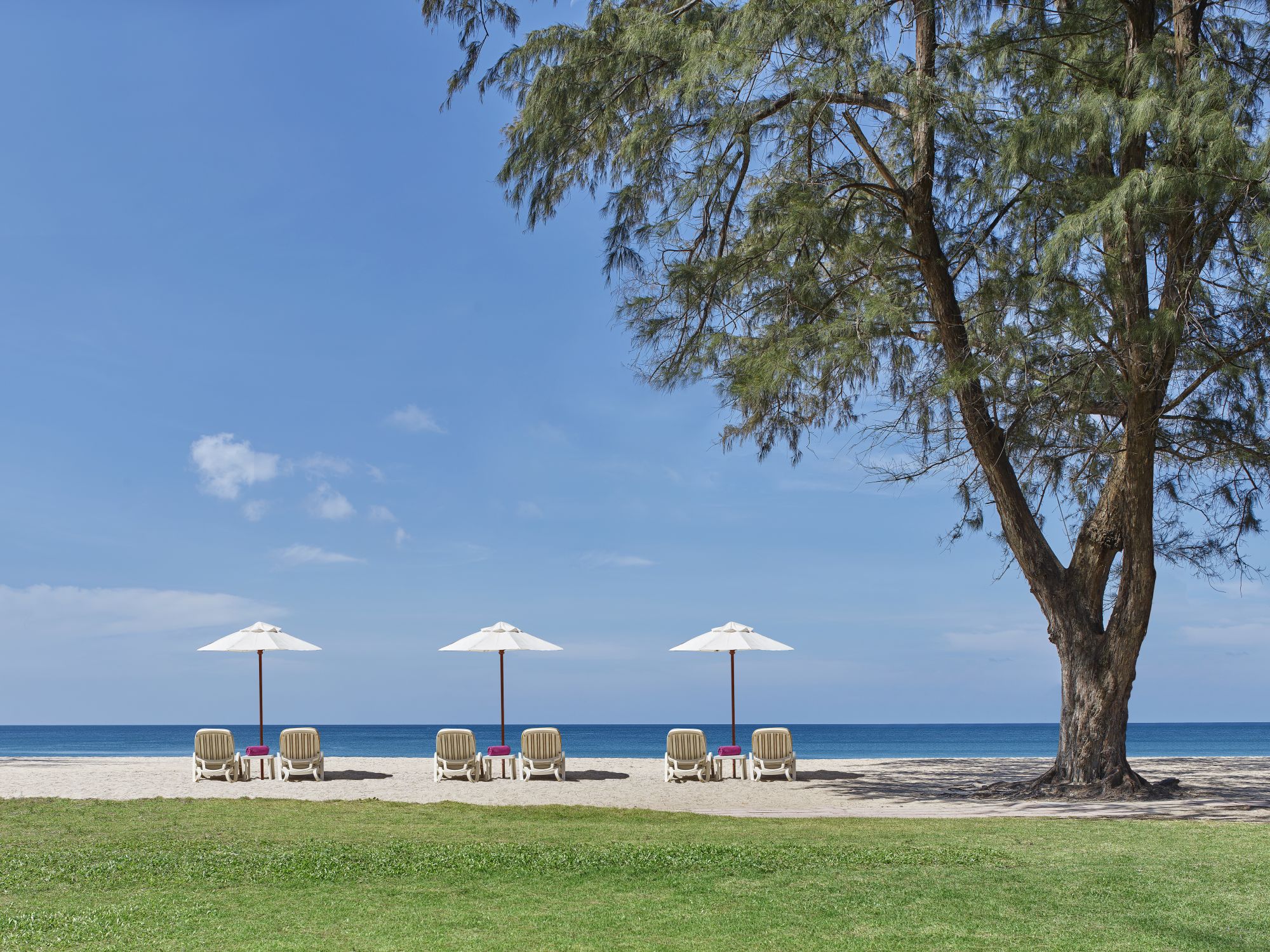 Dusit Thani Laguna Phuket: Beachfront View