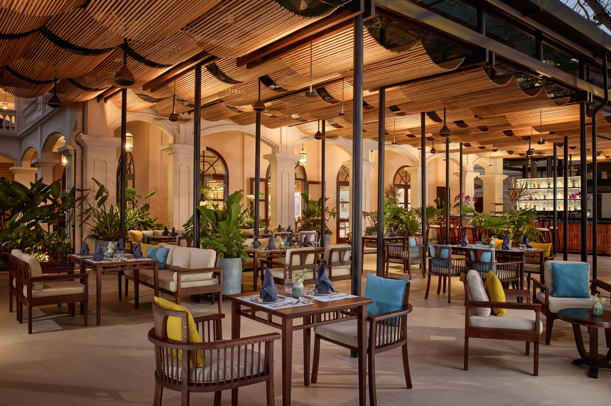Anantara Hoi An Resort: Art Space Restaurant