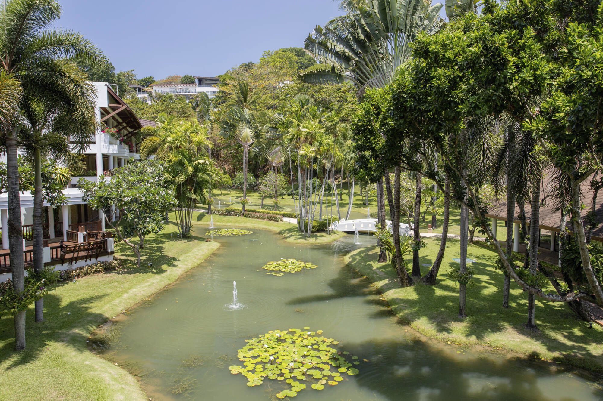 Katathani Phuket Beach Resort: Surrounding