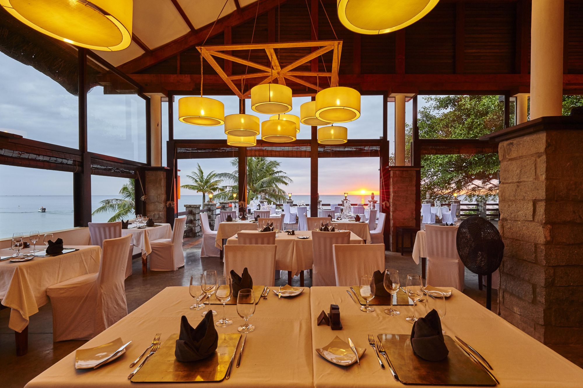 Chen Sea Resort & Spa in Phu Quoc: Restaurant